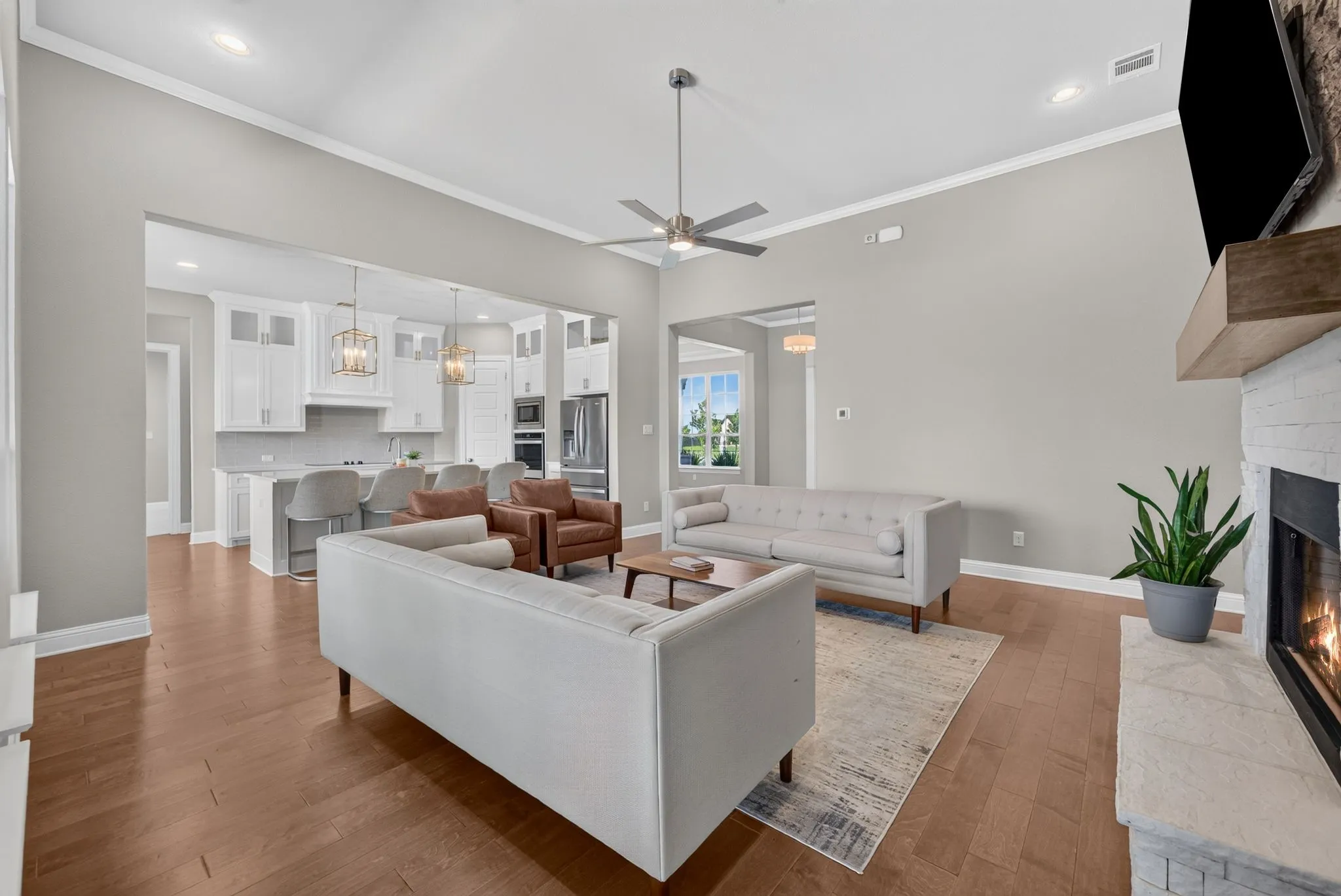 Single Family Residence For Sale in Ellis County , 610 Cimarron Meadows Drive, Waxahachie, Texas 75167, 4 Bedroom, 3 Bathroom, 2 Garage spaces, 2,928 Sqft, built in 2021, mls#21318791, Real Estate Agent in Waxahachie, Homes For Sale in Ellis county, Homes For Sale in Waxahachie, Realtor in Waxahachie Texas, Real Estate Brokerage Independent Realty Texas, Luminita Cordes Realtor
