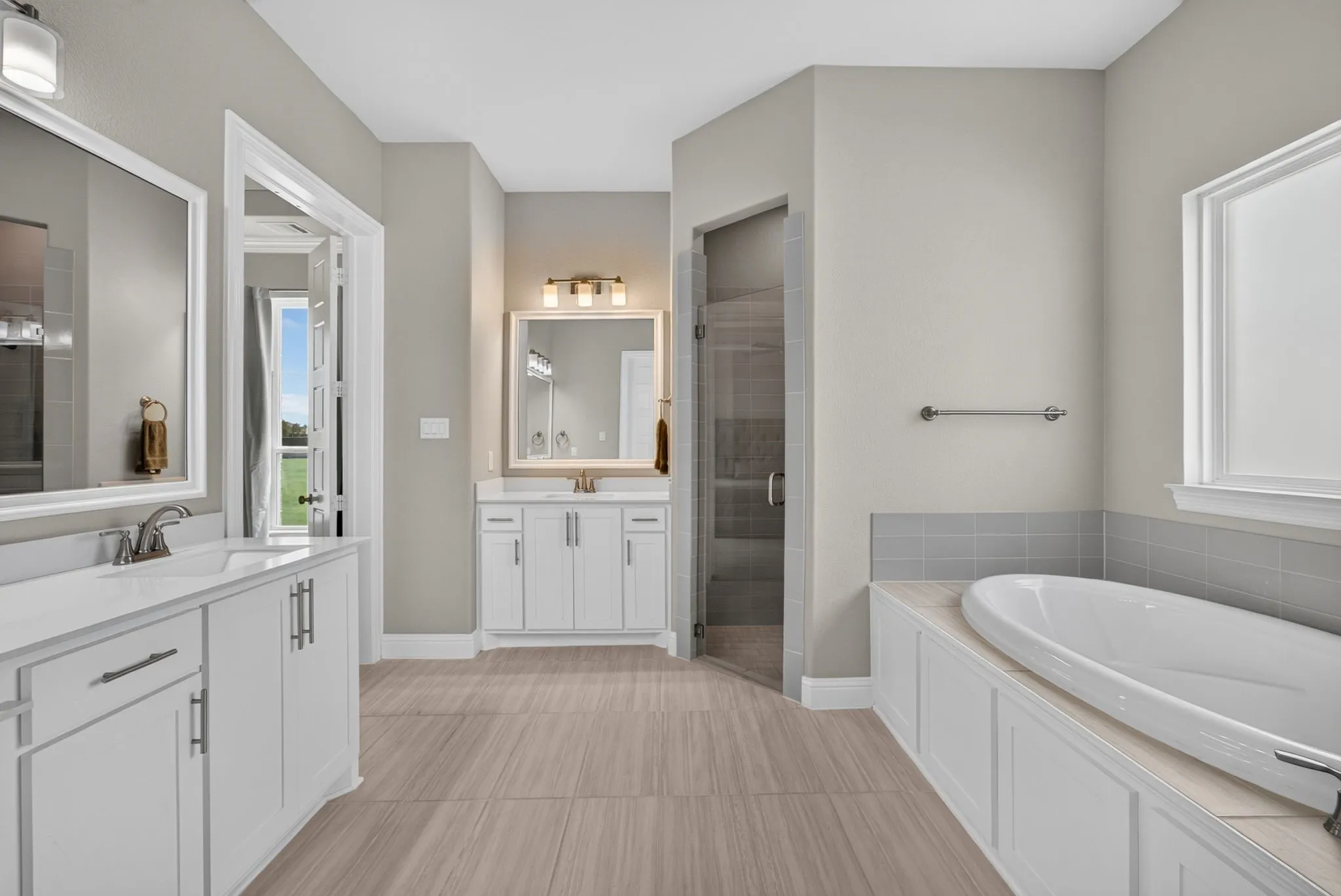 Single Family Residence For Sale in Ellis County , 610 Cimarron Meadows Drive, Waxahachie, Texas 75167, 4 Bedroom, 3 Bathroom, 2 Garage spaces, 2,928 Sqft, built in 2021, mls#21318791, Real Estate Agent in Waxahachie, Homes For Sale in Ellis county, Homes For Sale in Waxahachie, Realtor in Waxahachie Texas, Real Estate Brokerage Independent Realty Texas, Luminita Cordes Realtor