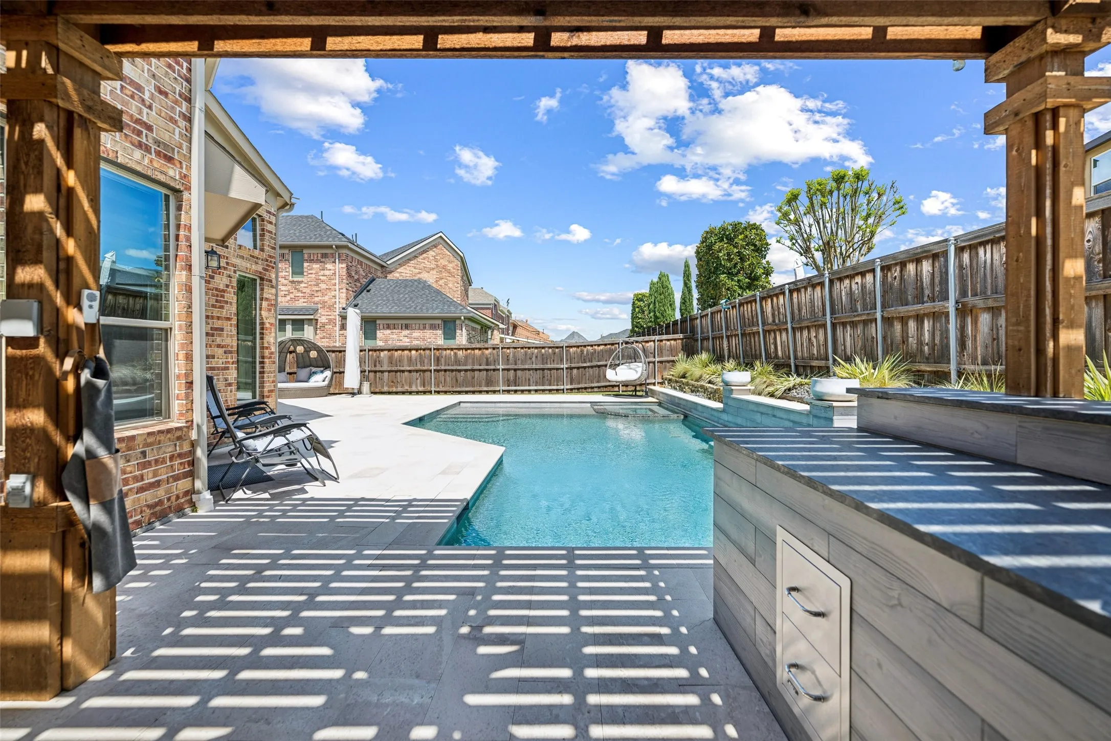 Single Family Residence For Sale in Denton County , 2120 Hidalgo Lane, Frisco, Texas 75034, 5 Bedroom, 4 Bathroom, 2 Garage spaces, 4,719 Sqft, built in 2016, mls#21315649, Real Estate Agent in Frisco, Homes For Sale in Denton county, Homes For Sale in Frisco, Realtor in Frisco Texas, Real Estate Brokerage Independent Realty Texas, Luminita Cordes Realtor