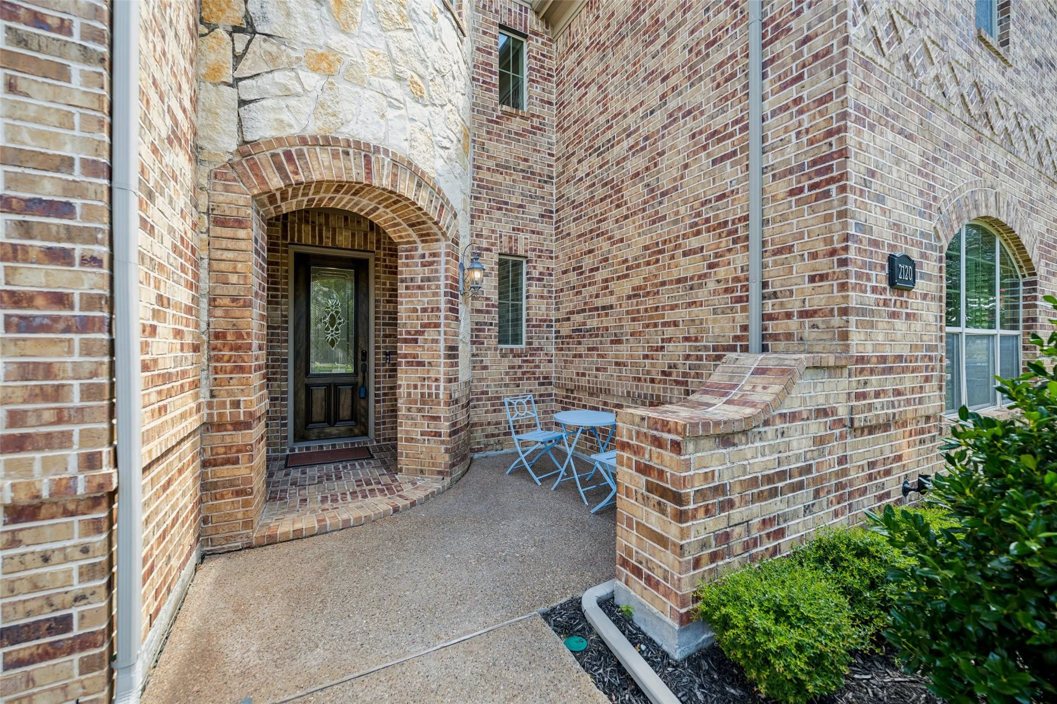 Single Family Residence For Sale in Denton County , 2120 Hidalgo Lane, Frisco, Texas 75034, 5 Bedroom, 4 Bathroom, 2 Garage spaces, 4,719 Sqft, built in 2016, mls#21315649, Real Estate Agent in Frisco, Homes For Sale in Denton county, Homes For Sale in Frisco, Realtor in Frisco Texas, Real Estate Brokerage Independent Realty Texas, Luminita Cordes Realtor