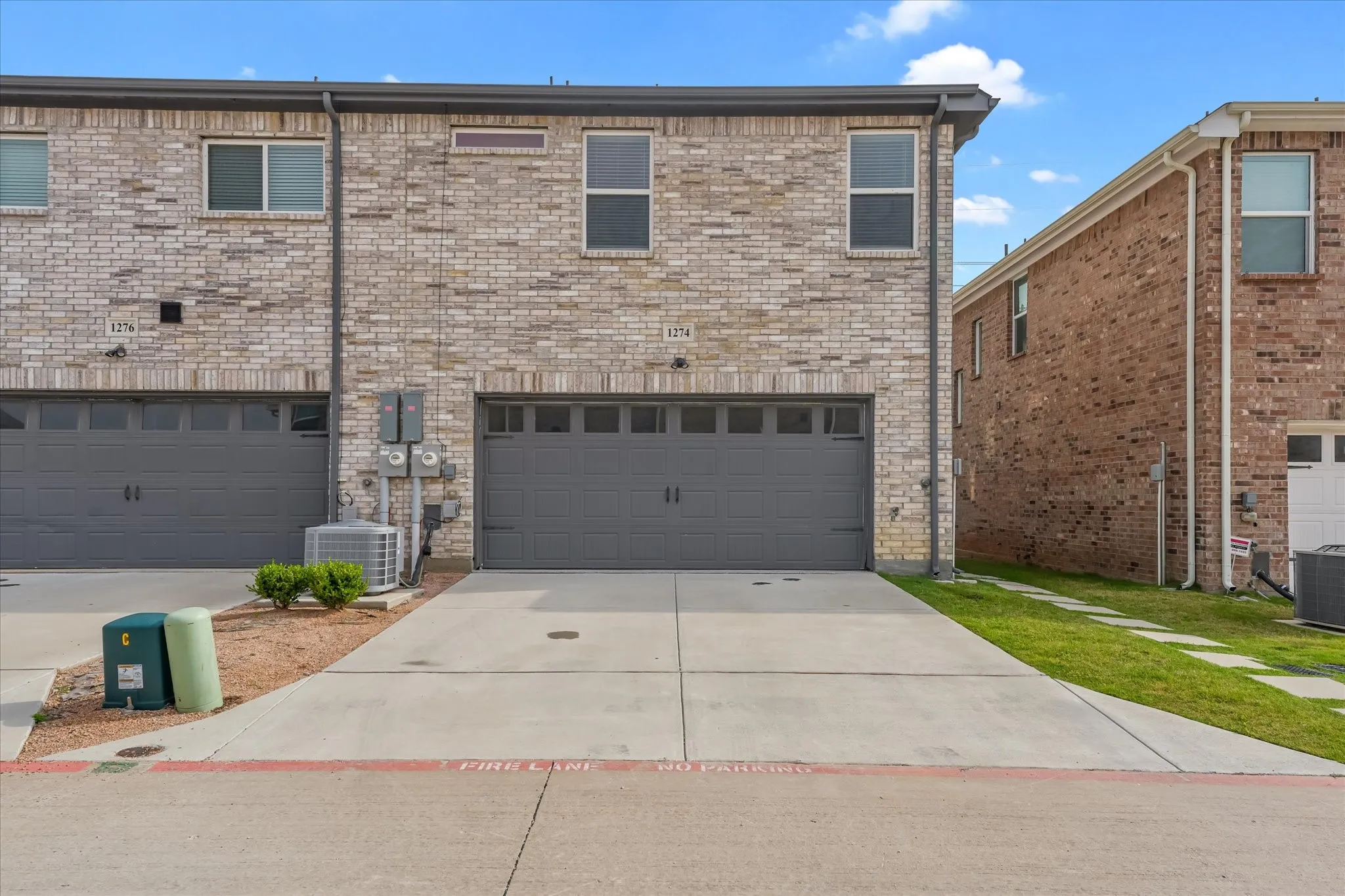 Townhouse For Rent in Denton County , 1274 Alamo Drive, Lewisville, Texas 75077, 3 Bedroom, 3 Bathroom, 2 Garage spaces, 1,804 Sqft, built in 2022, mls#21320411, Real Estate Agent in Lewisville, Homes For Rent in Denton county, Homes For Rent in Lewisville, Realtor in Lewisville Texas, Real Estate Brokerage Independent Realty Texas, Luminita Cordes Realtor