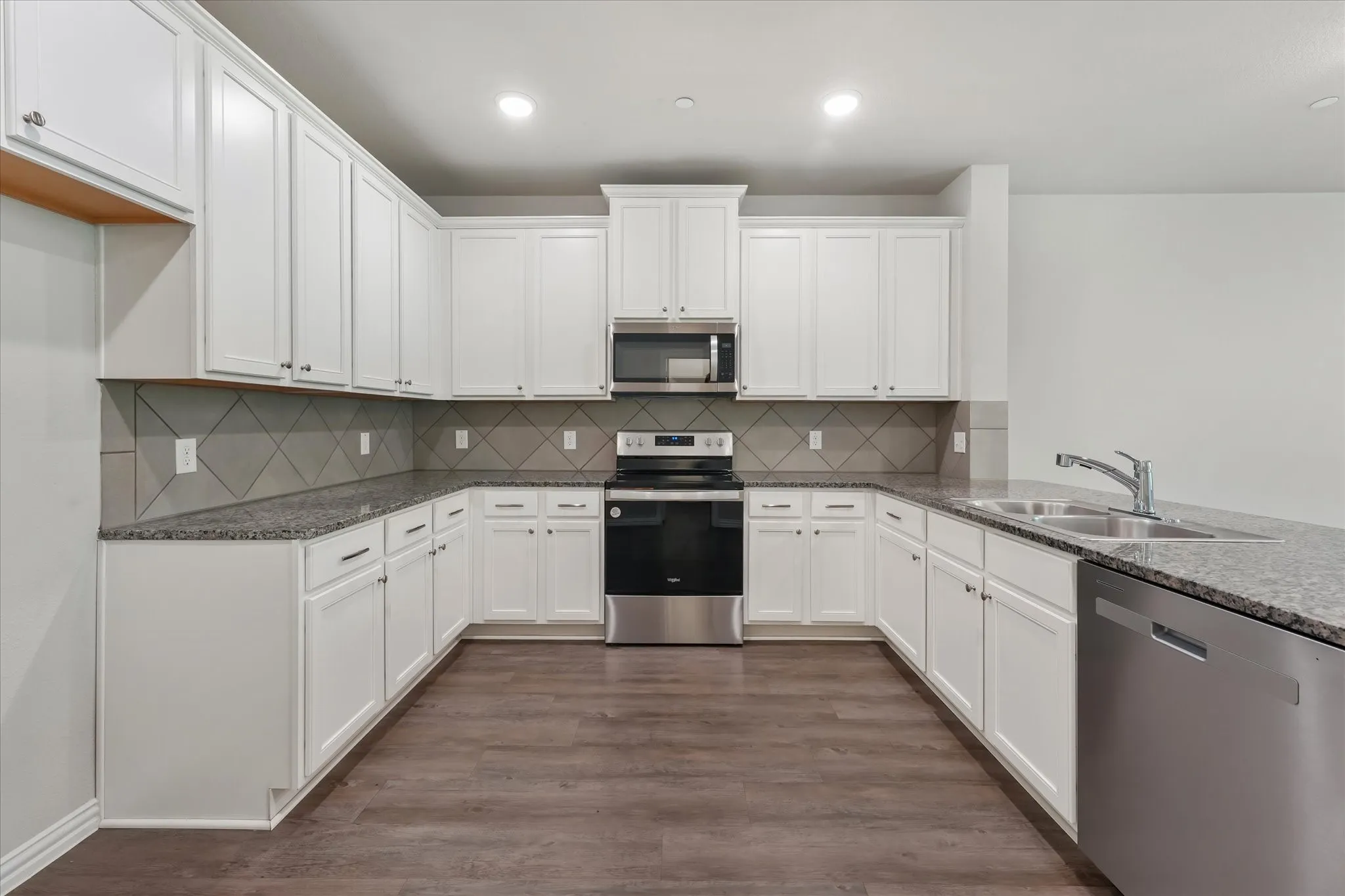 Townhouse For Rent in Denton County , 1274 Alamo Drive, Lewisville, Texas 75077, 3 Bedroom, 3 Bathroom, 2 Garage spaces, 1,804 Sqft, built in 2022, mls#21320411, Real Estate Agent in Lewisville, Homes For Rent in Denton county, Homes For Rent in Lewisville, Realtor in Lewisville Texas, Real Estate Brokerage Independent Realty Texas, Luminita Cordes Realtor