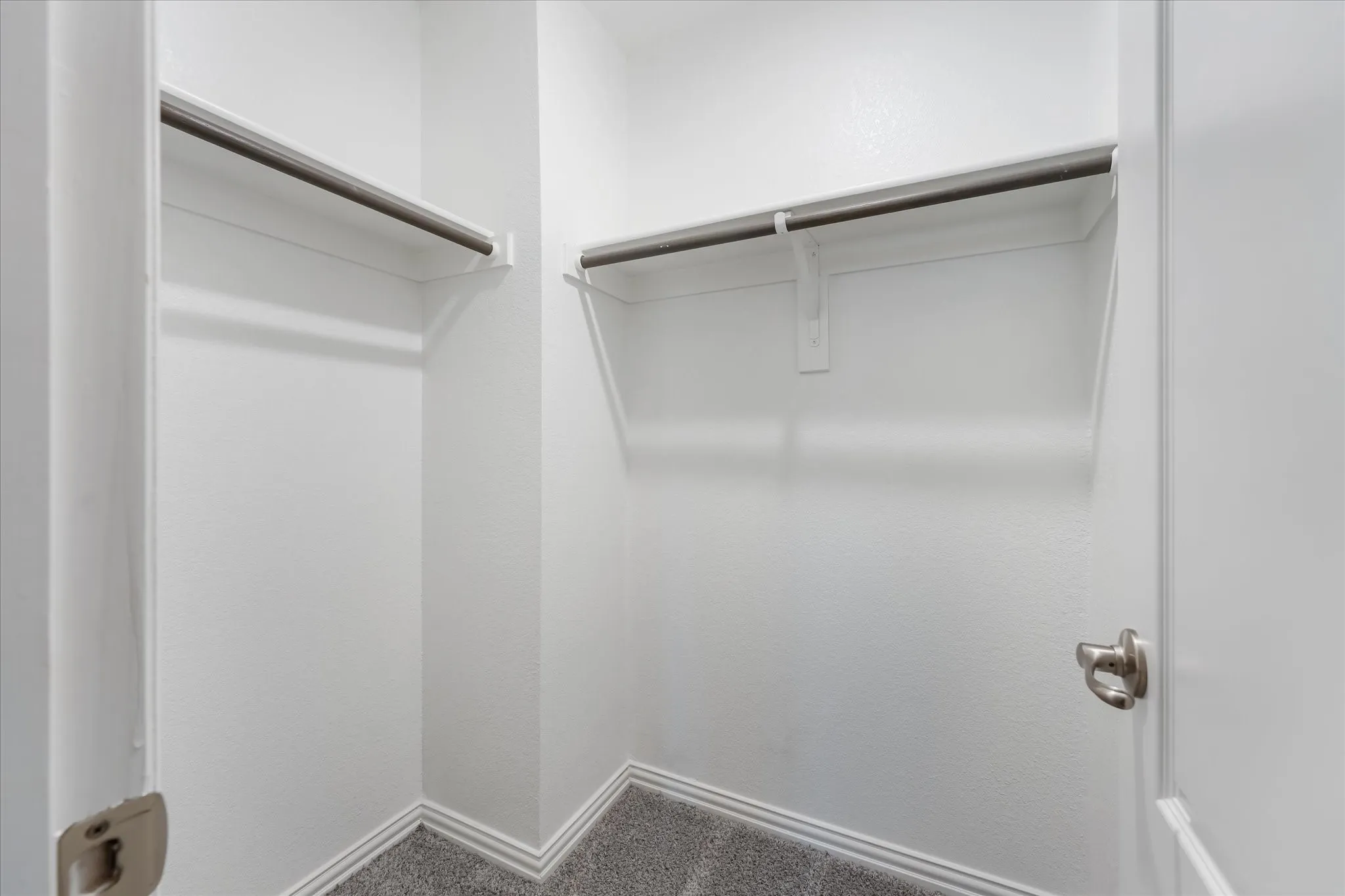 Townhouse For Rent in Denton County , 1274 Alamo Drive, Lewisville, Texas 75077, 3 Bedroom, 3 Bathroom, 2 Garage spaces, 1,804 Sqft, built in 2022, mls#21320411, Real Estate Agent in Lewisville, Homes For Rent in Denton county, Homes For Rent in Lewisville, Realtor in Lewisville Texas, Real Estate Brokerage Independent Realty Texas, Luminita Cordes Realtor