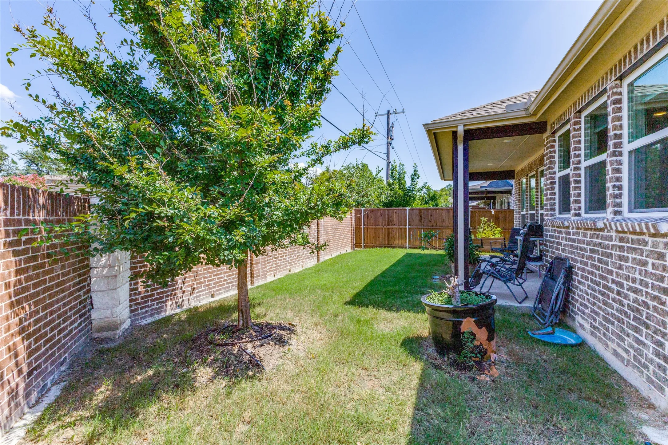 Single Family Residence For Sale in Dallas County , 7320 Sheboygan Avenue, Dallas, Texas 75228, 3 Bedroom, 3 Bathroom, 2 Garage spaces, 1,700 Sqft, built in 2023, mls#21319042, Real Estate Agent in Dallas, Homes For Sale in Dallas county, Homes For Sale in Dallas, Realtor in Dallas Texas, Real Estate Brokerage Independent Realty Texas, Luminita Cordes Realtor