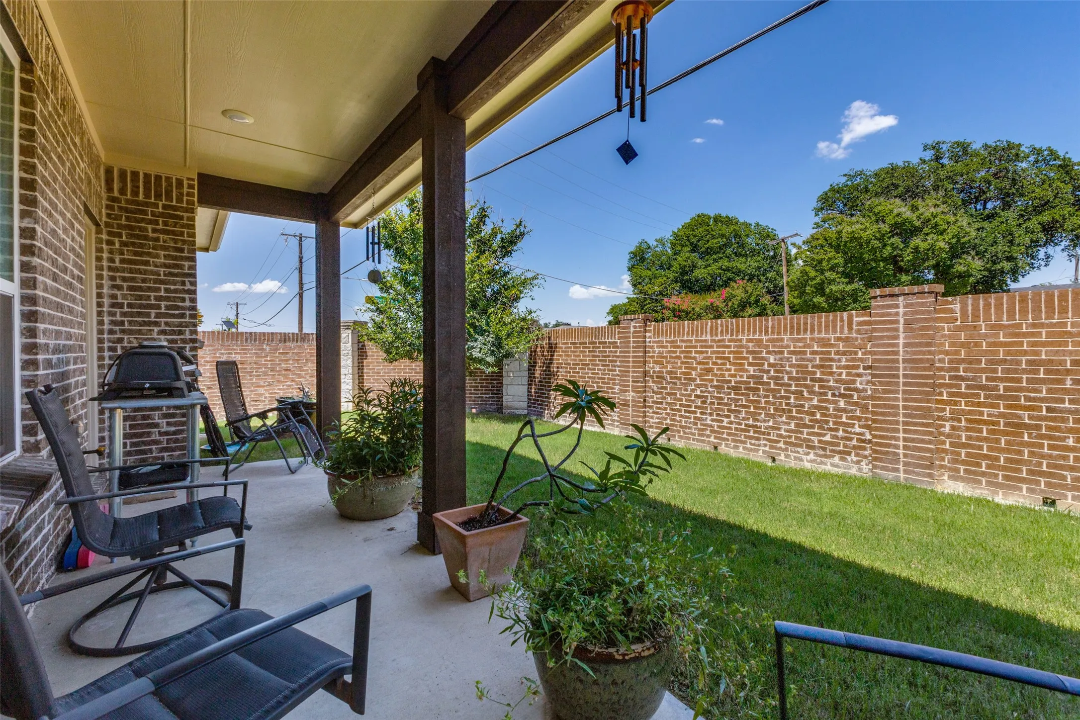 Single Family Residence For Sale in Dallas County , 7320 Sheboygan Avenue, Dallas, Texas 75228, 3 Bedroom, 3 Bathroom, 2 Garage spaces, 1,700 Sqft, built in 2023, mls#21319042, Real Estate Agent in Dallas, Homes For Sale in Dallas county, Homes For Sale in Dallas, Realtor in Dallas Texas, Real Estate Brokerage Independent Realty Texas, Luminita Cordes Realtor