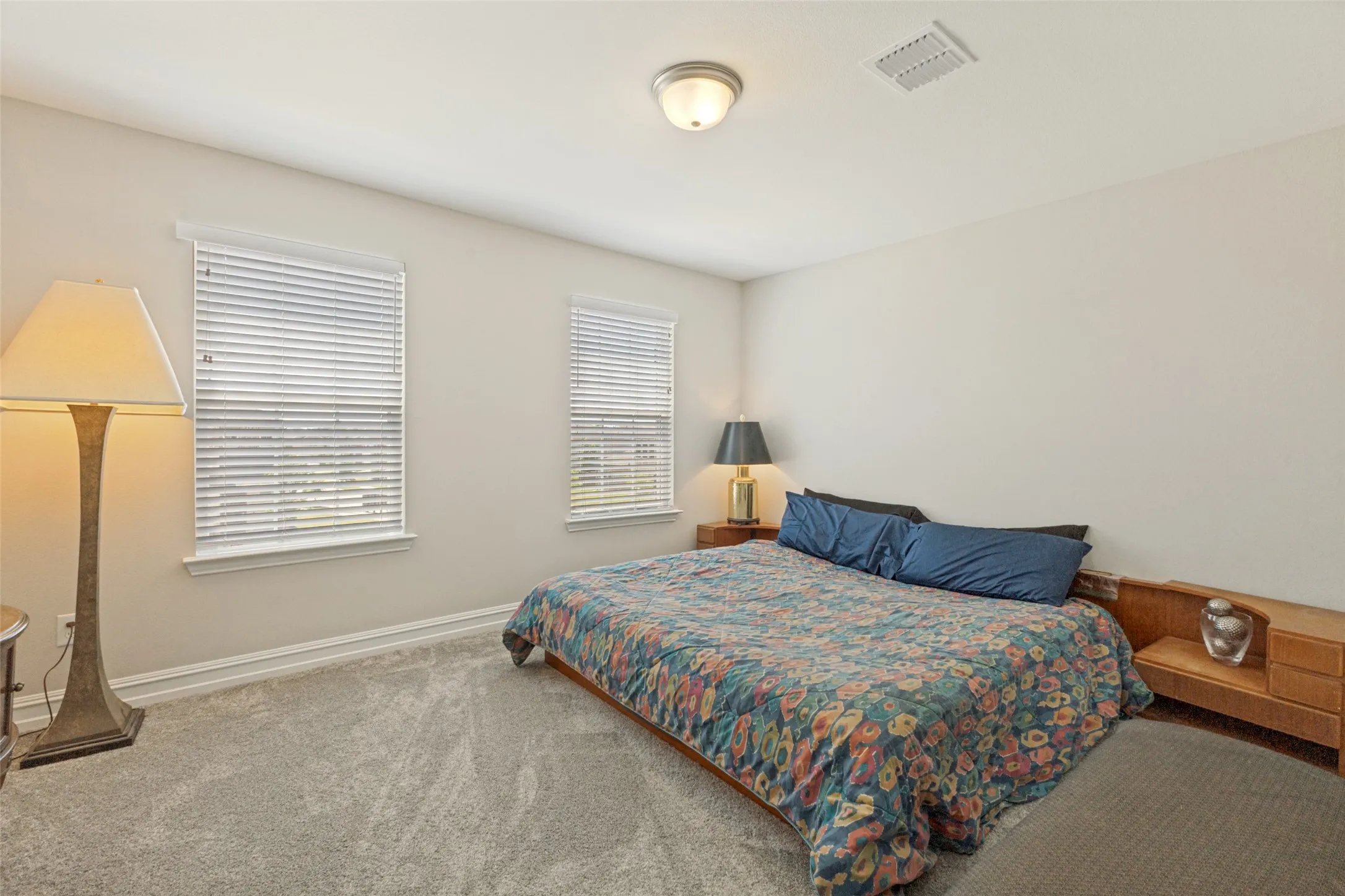 Single Family Residence For Sale in Dallas County , 7320 Sheboygan Avenue, Dallas, Texas 75228, 3 Bedroom, 3 Bathroom, 2 Garage spaces, 1,700 Sqft, built in 2023, mls#21319042, Real Estate Agent in Dallas, Homes For Sale in Dallas county, Homes For Sale in Dallas, Realtor in Dallas Texas, Real Estate Brokerage Independent Realty Texas, Luminita Cordes Realtor