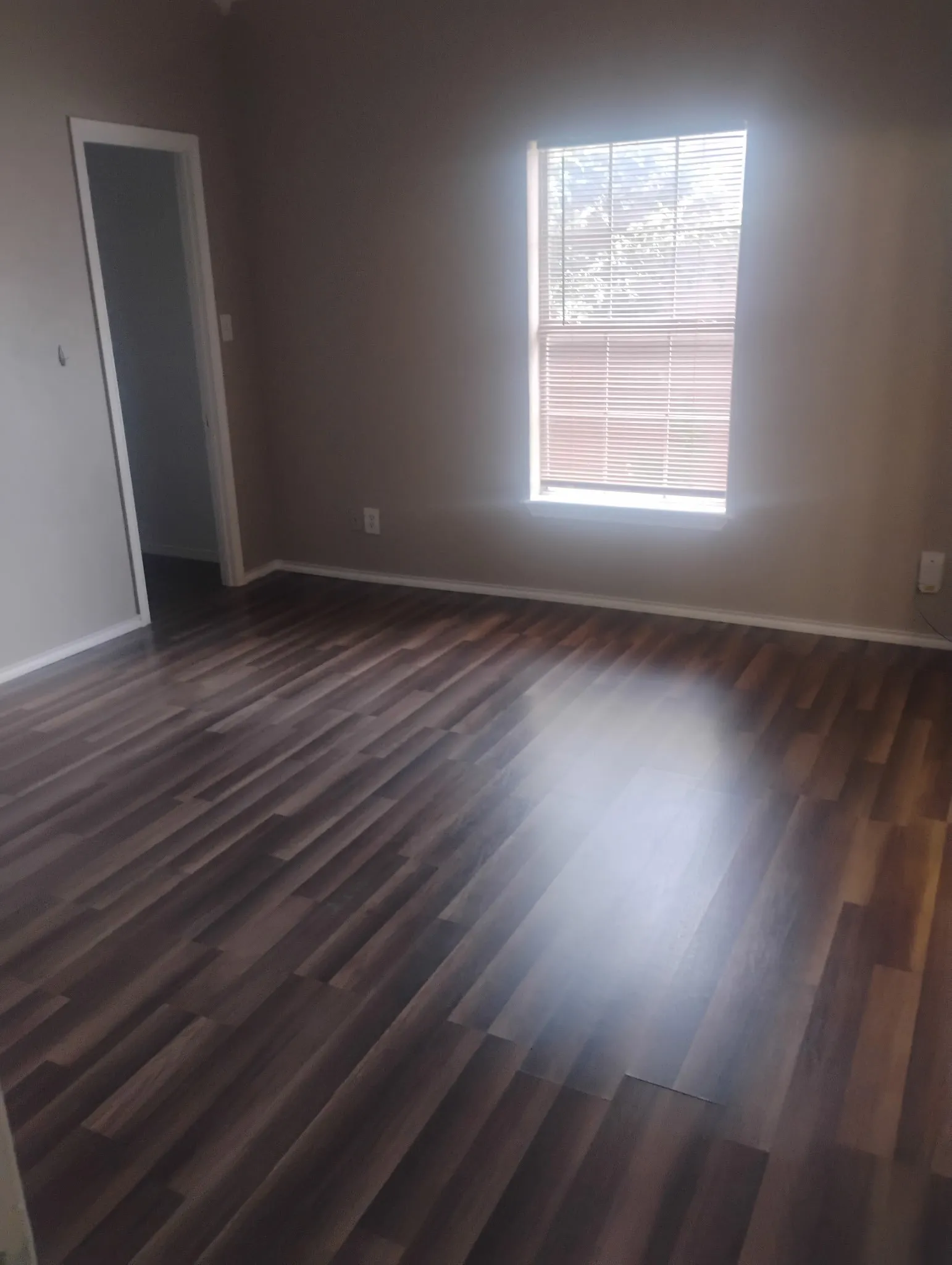 Single Family Residence For Rent in Montague County , 411 Cooke Street, Nocona, Texas 76255, 2 Bedroom, 2 Bathroom, Garage spaces, 1,472 Sqft, built in 1935, mls#21320586, Real Estate Agent in Nocona, Homes For Rent in Montague county, Homes For Rent in Nocona, Realtor in Nocona Texas, Real Estate Brokerage Independent Realty Texas, Luminita Cordes Realtor