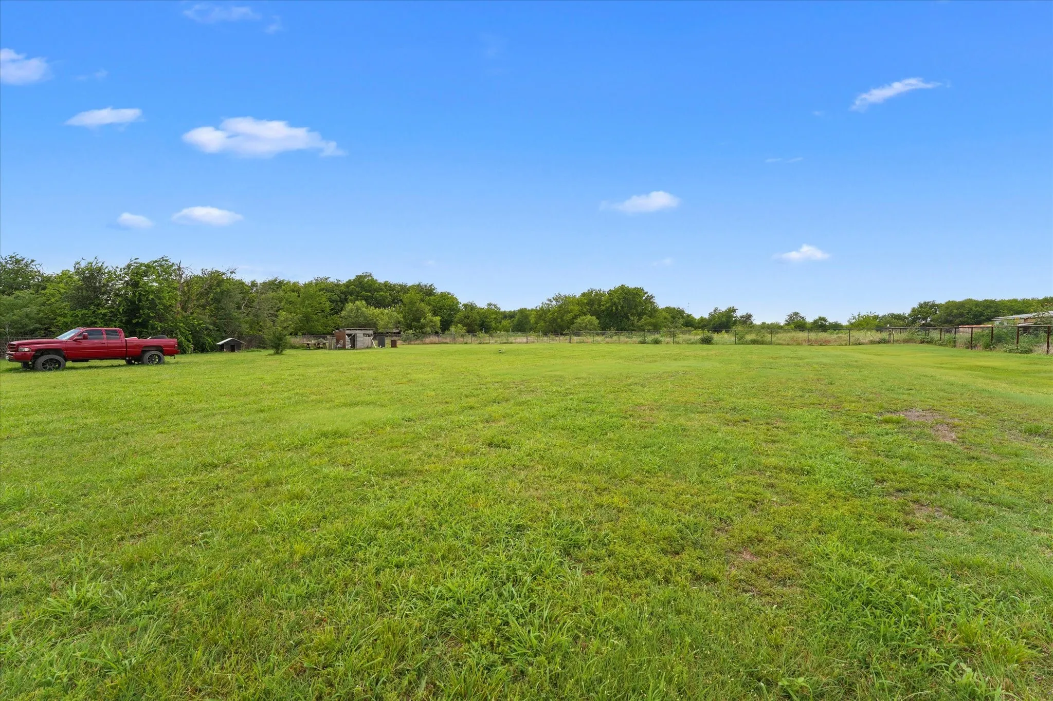 Single Family Residence For Sale in Kaufman County , 2742 Sundown Drive, Kaufman, Texas 75142, 4 Bedroom, 3 Bathroom, 2 Garage spaces, 2,484 Sqft, built in 2023, mls#21320553, Real Estate Agent in Kaufman, Homes For Sale in Kaufman county, Homes For Sale in Kaufman, Realtor in Kaufman Texas, Real Estate Brokerage Independent Realty Texas, Luminita Cordes Realtor