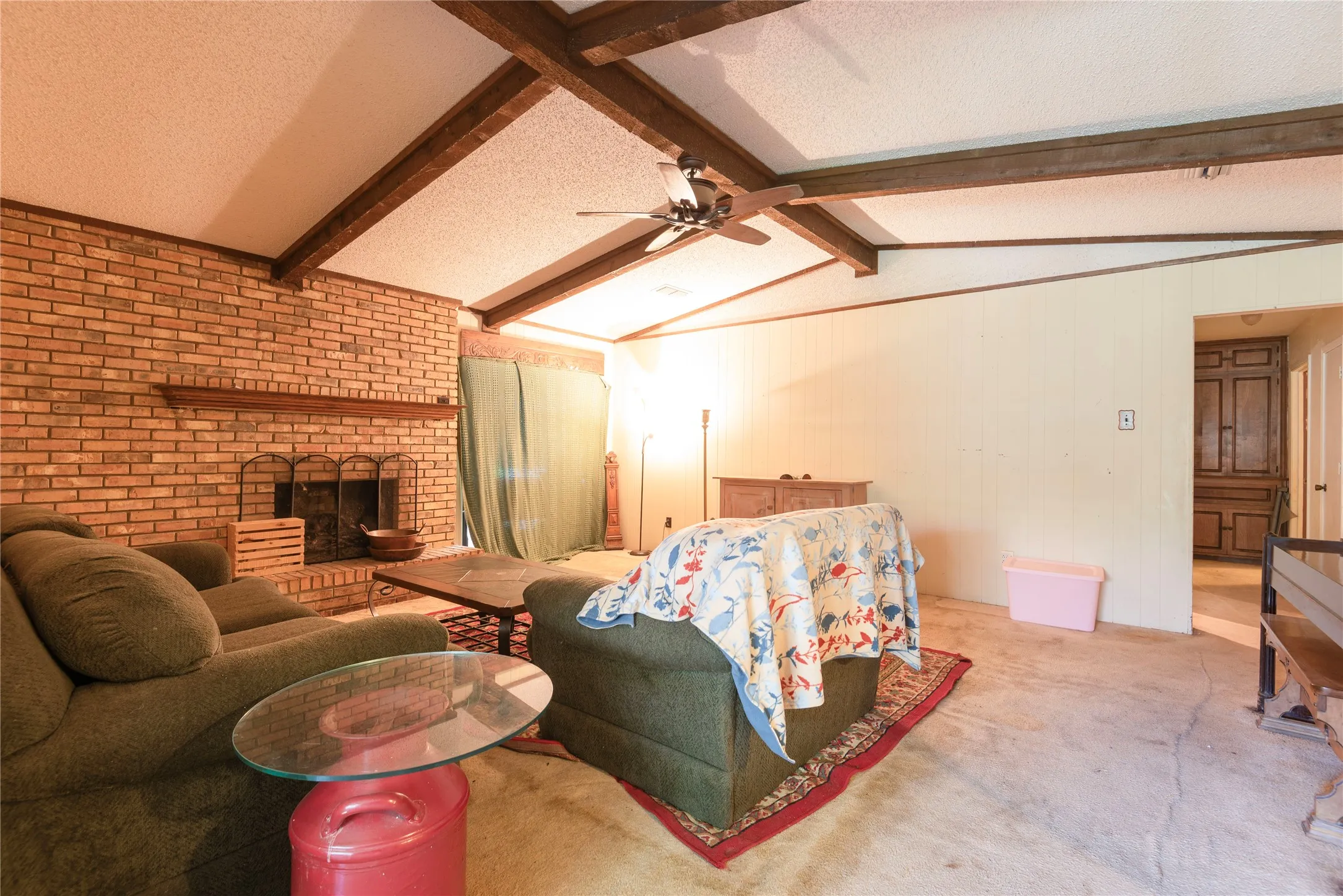 Single Family Residence For Sale in Collin County , 9170 Dogwood Street, Frisco, Texas 75033, 3 Bedroom, 2 Bathroom, Garage spaces, 2,424 Sqft, built in 1975, mls#21319047, Real Estate Agent in Frisco, Homes For Sale in Collin county, Homes For Sale in Frisco, Realtor in Frisco Texas, Real Estate Brokerage Independent Realty Texas, Luminita Cordes Realtor
