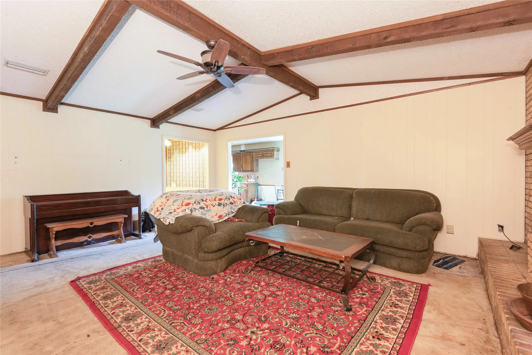 Single Family Residence For Sale in Collin County , 9170 Dogwood Street, Frisco, Texas 75033, 3 Bedroom, 2 Bathroom, Garage spaces, 2,424 Sqft, built in 1975, mls#21319047, Real Estate Agent in Frisco, Homes For Sale in Collin county, Homes For Sale in Frisco, Realtor in Frisco Texas, Real Estate Brokerage Independent Realty Texas, Luminita Cordes Realtor
