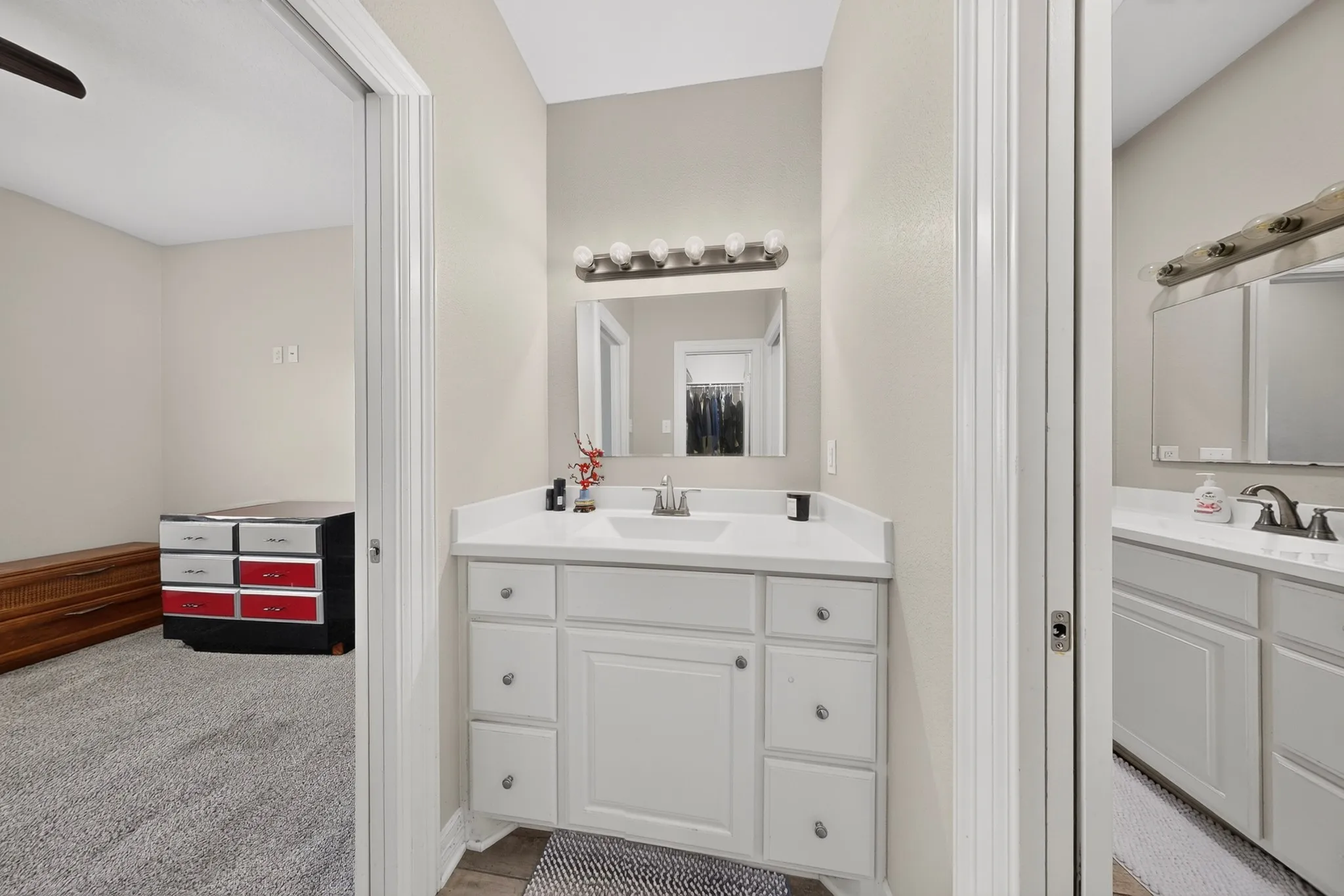 Seperate Vanity