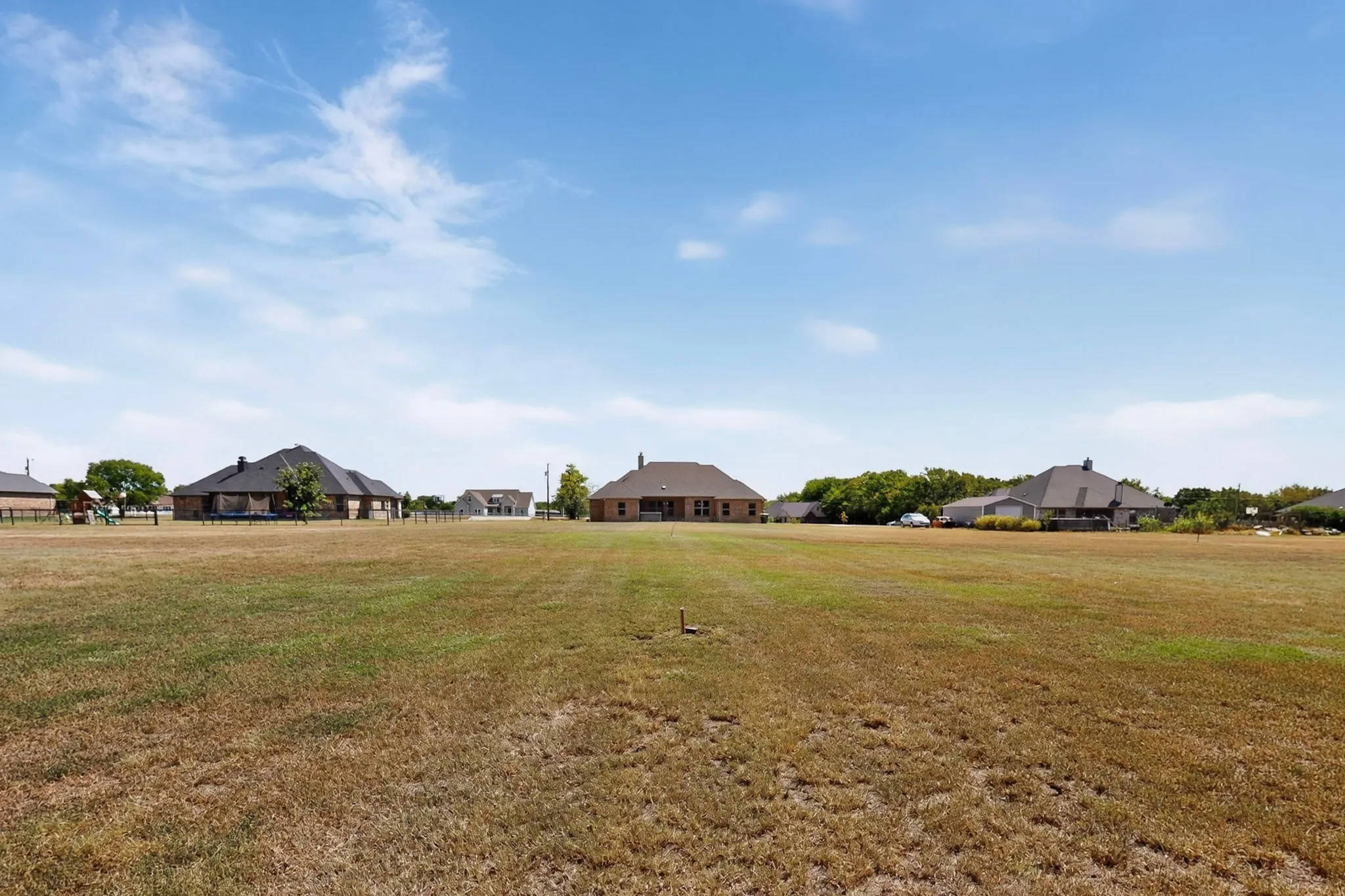 Single Family Residence For Sale in Johnson County , 6120 County Road 401, Grandview, Texas 76050, 4 Bedroom, 3 Bathroom, 2 Garage spaces, 2,091 Sqft, built in 2019, mls#21320596, Real Estate Agent in Grandview, Homes For Sale in Johnson county, Homes For Sale in Grandview, Realtor in Grandview Texas, Real Estate Brokerage Independent Realty Texas, Luminita Cordes Realtor