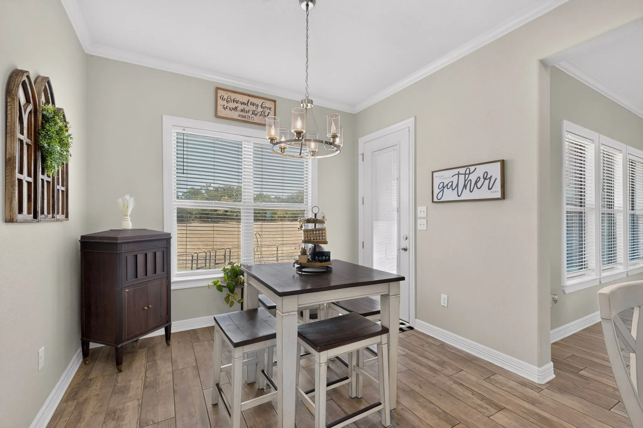 Single Family Residence For Sale in Johnson County , 6120 County Road 401, Grandview, Texas 76050, 4 Bedroom, 3 Bathroom, 2 Garage spaces, 2,091 Sqft, built in 2019, mls#21320596, Real Estate Agent in Grandview, Homes For Sale in Johnson county, Homes For Sale in Grandview, Realtor in Grandview Texas, Real Estate Brokerage Independent Realty Texas, Luminita Cordes Realtor
