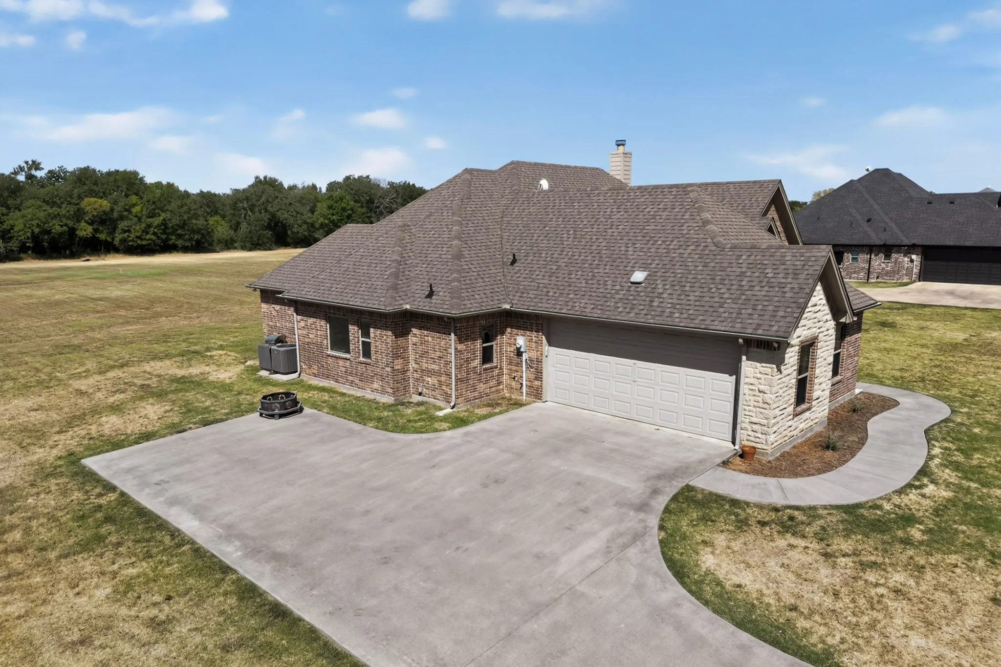 2 Car Garage Entry