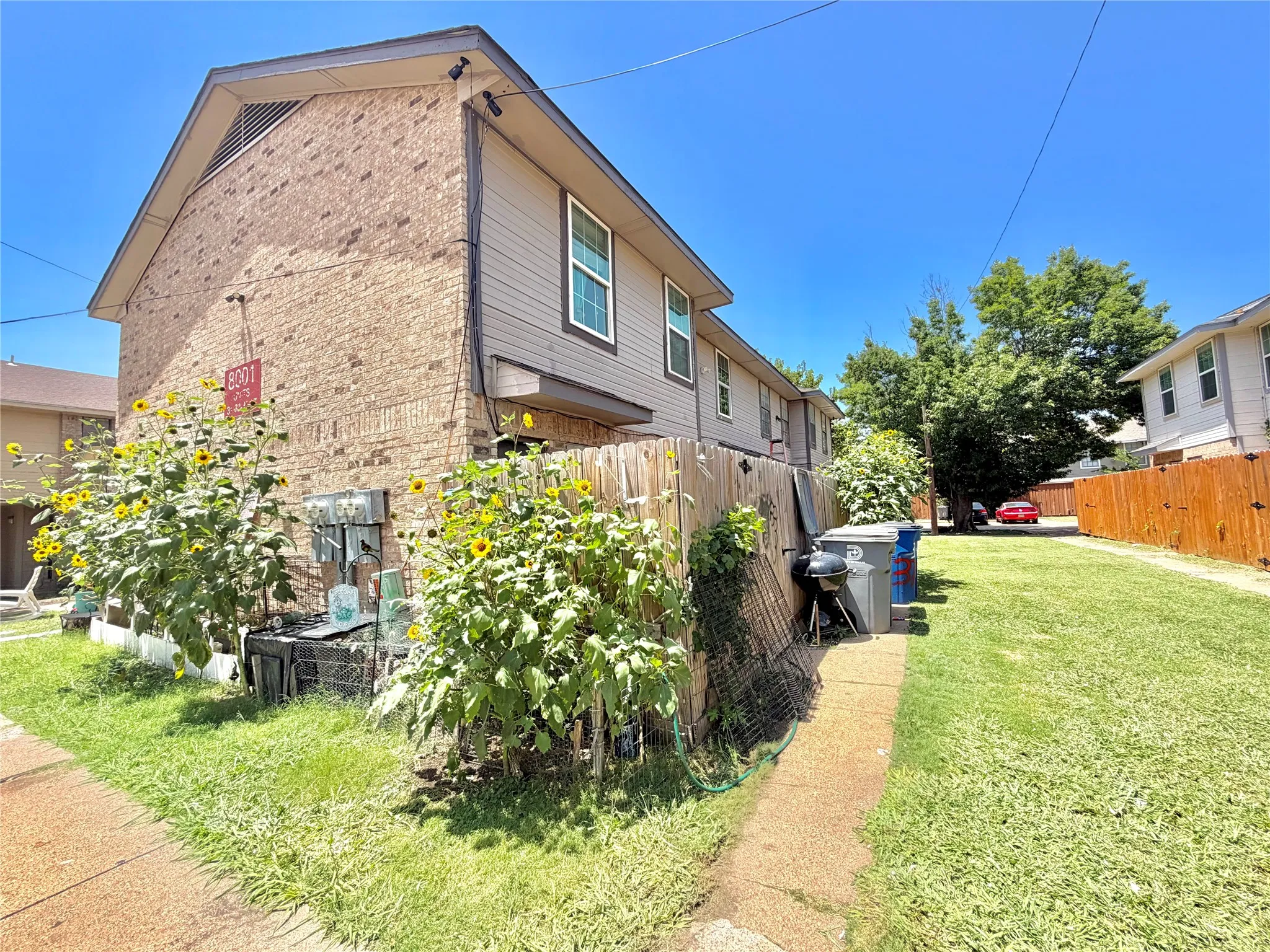 Quadruplex For Sale in Dallas County , 8001 Rothington Road 31-37, Dallas, Texas 75227, 8 Bedroom, 8 Bathroom, Garage spaces, 0 Sqft, built in 1983, mls#21320600, Real Estate Agent in Dallas, Homes For Sale in Dallas county, Homes For Sale in Dallas, Realtor in Dallas Texas, Real Estate Brokerage Independent Realty Texas, Luminita Cordes Realtor