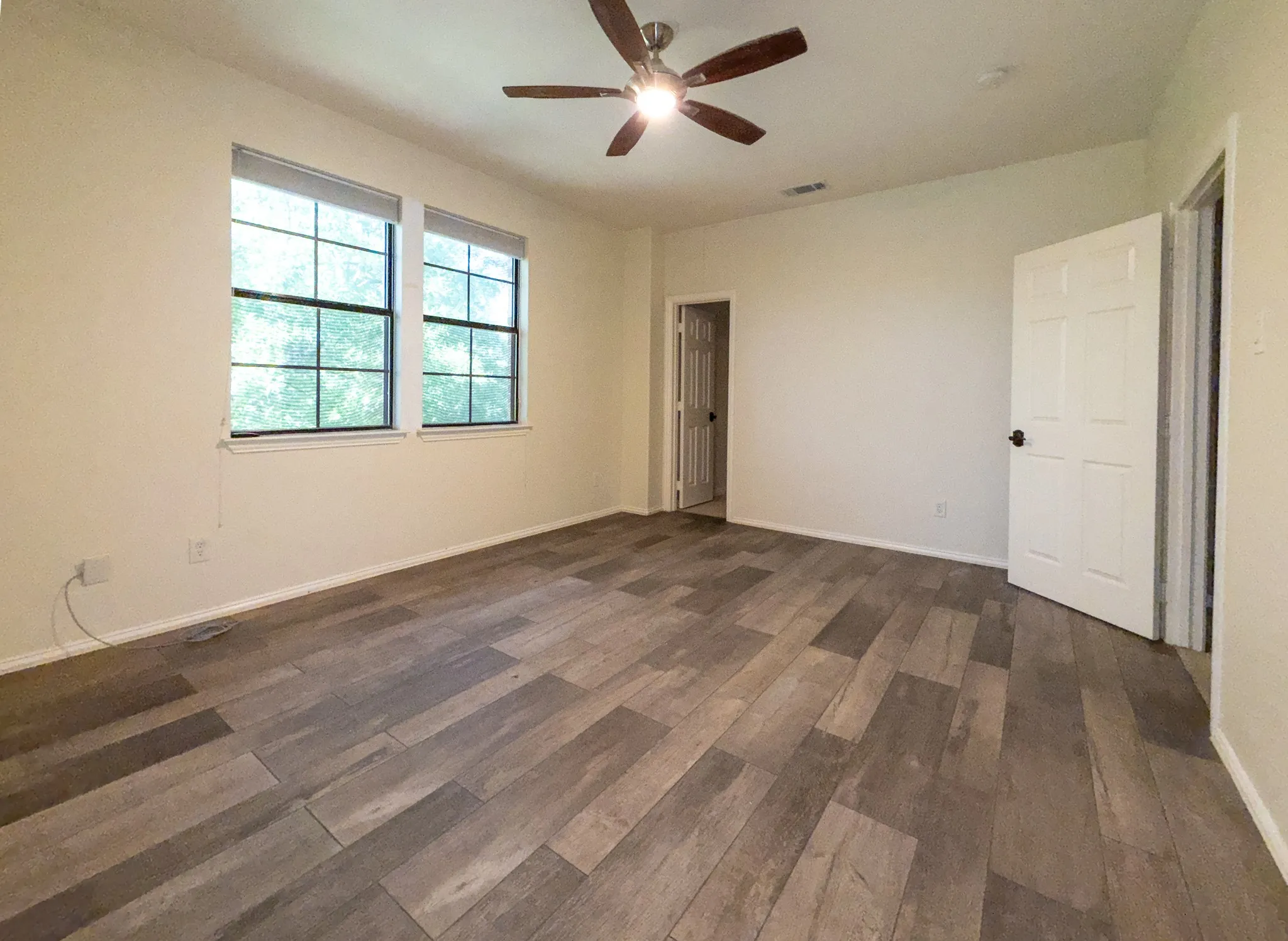 Single Family Residence For Sale in Denton County , 1528 Chestnut Drive, Savannah, Texas 76227, 4 Bedroom, 4 Bathroom, 2 Garage spaces, 3,761 Sqft, built in 2004, mls#21320587, Real Estate Agent in Savannah, Homes For Sale in Denton county, Homes For Sale in Savannah, Realtor in Savannah Texas, Real Estate Brokerage Independent Realty Texas, Luminita Cordes Realtor