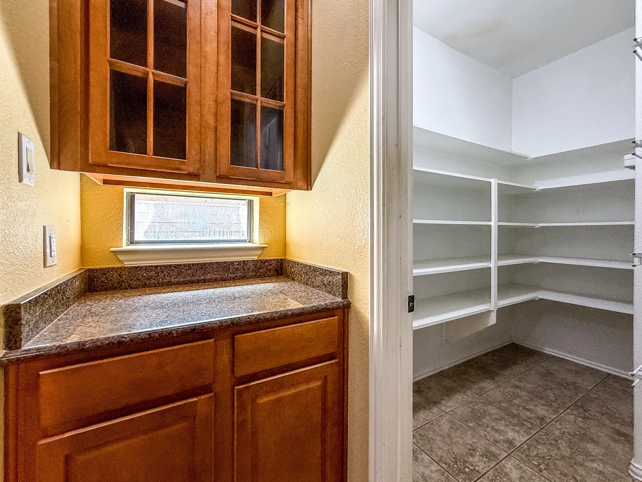 Single Family Residence For Sale in Denton County , 1528 Chestnut Drive, Savannah, Texas 76227, 4 Bedroom, 4 Bathroom, 2 Garage spaces, 3,761 Sqft, built in 2004, mls#21320587, Real Estate Agent in Savannah, Homes For Sale in Denton county, Homes For Sale in Savannah, Realtor in Savannah Texas, Real Estate Brokerage Independent Realty Texas, Luminita Cordes Realtor