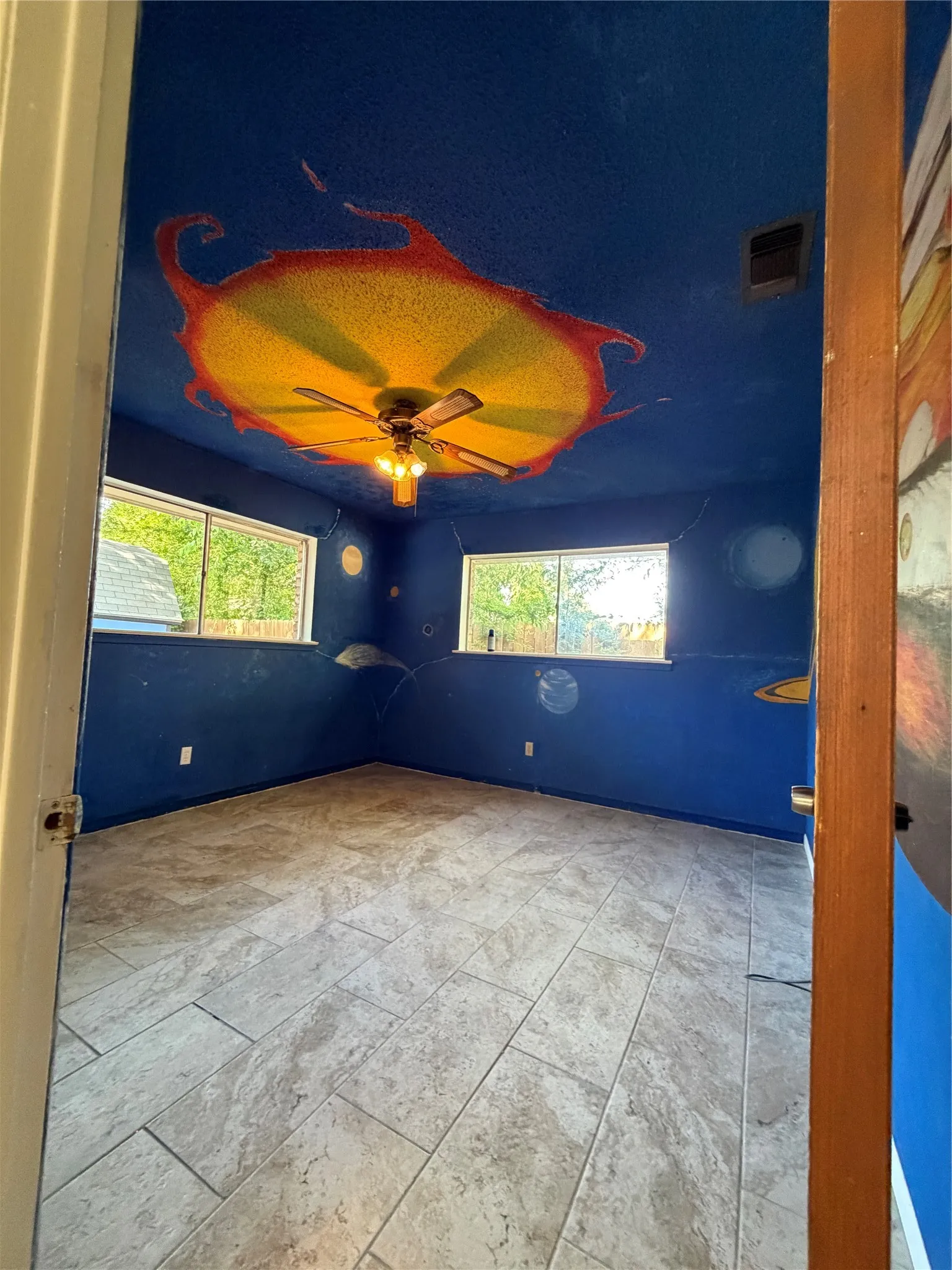 Single Family Residence For Rent in Hunt County , 2406 W Broadview Street, Greenville, Texas 75402, 4 Bedroom, 2 Bathroom, 2 Garage spaces, 1,750 Sqft, built in 1970, mls#21320611, Real Estate Agent in Greenville, Homes For Rent in Hunt county, Homes For Rent in Greenville, Realtor in Greenville Texas, Real Estate Brokerage Independent Realty Texas, Luminita Cordes Realtor