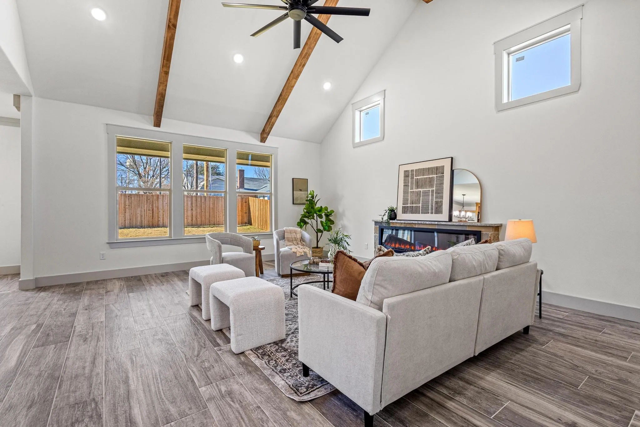 Single Family Residence For Sale in Grayson County , 512 Bandera Drive, Howe, Texas 75459, 4 Bedroom, 4 Bathroom, 2 Garage spaces, 2,845 Sqft, built in 2025, Price $599,900, mls#21320599, Real Estate Agent in Howe, Homes For Sale in Grayson county, Homes For Sale in Howe, Realtor in Howe Texas, Real Estate Brokerage Independent Realty Texas, Luminita Cordes Realtor