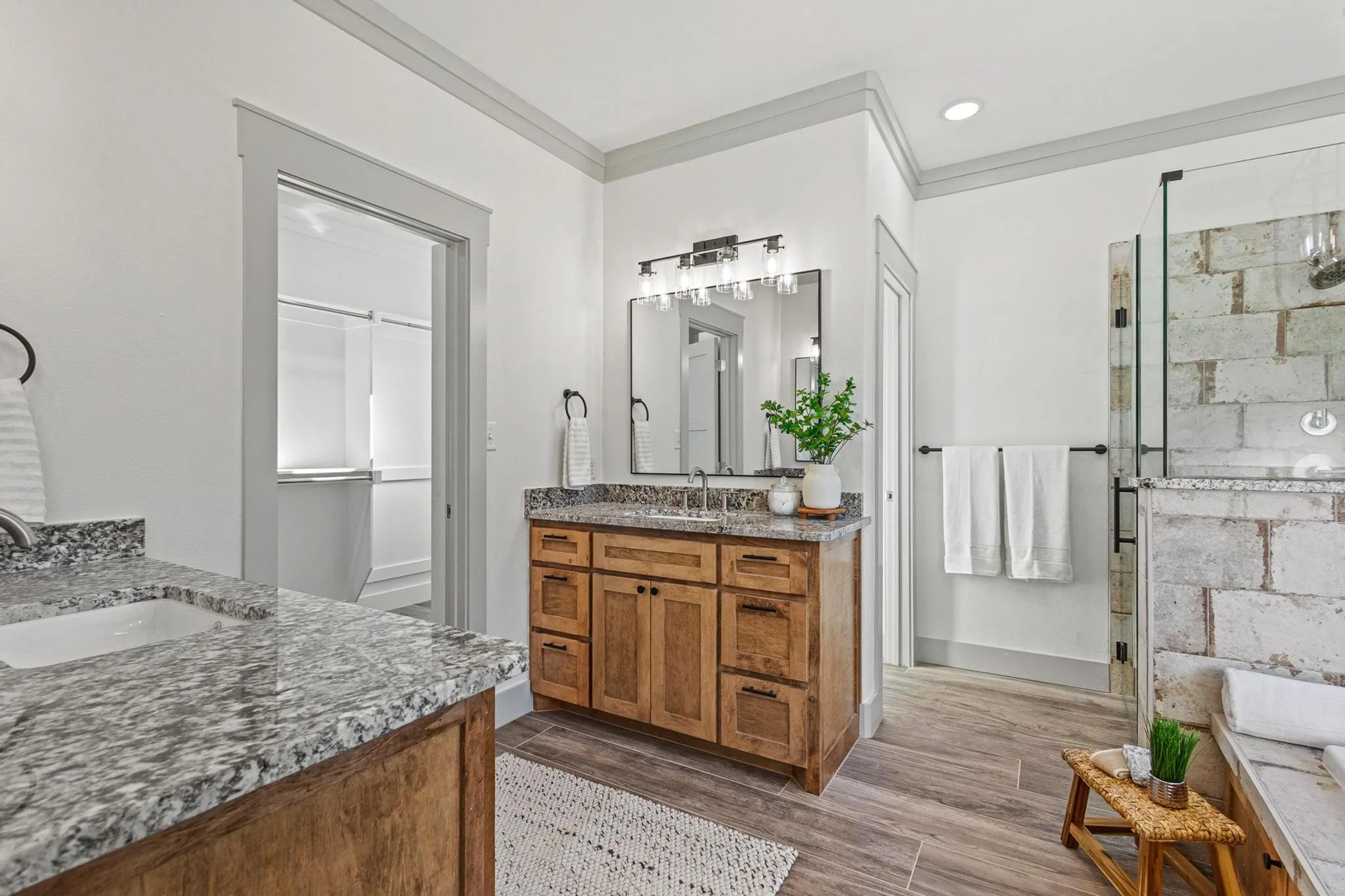 Single Family Residence For Sale in Grayson County , 512 Bandera Drive, Howe, Texas 75459, 4 Bedroom, 4 Bathroom, 2 Garage spaces, 2,845 Sqft, built in 2025, Price $599,900, mls#21320599, Real Estate Agent in Howe, Homes For Sale in Grayson county, Homes For Sale in Howe, Realtor in Howe Texas, Real Estate Brokerage Independent Realty Texas, Luminita Cordes Realtor