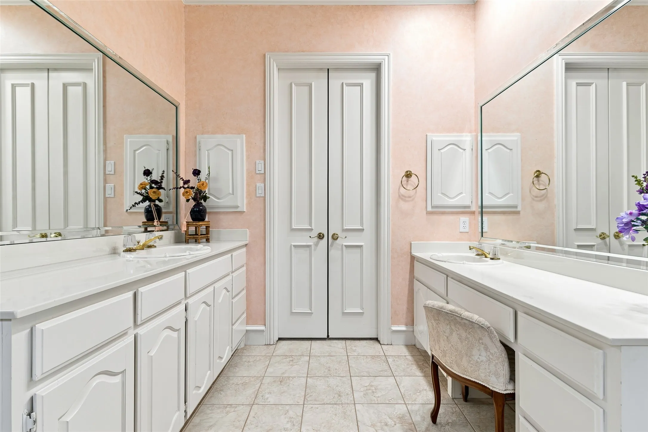 Single Family Residence For Sale in Denton County , 4633 E Shadow Ridge Drive, Frisco, Texas 75034, 4 Bedroom, 3 Bathroom, 3 Garage spaces, 3,263 Sqft, built in 1991, mls#21320612, Real Estate Agent in Frisco, Homes For Sale in Denton county, Homes For Sale in Frisco, Realtor in Frisco Texas, Real Estate Brokerage Independent Realty Texas, Luminita Cordes Realtor