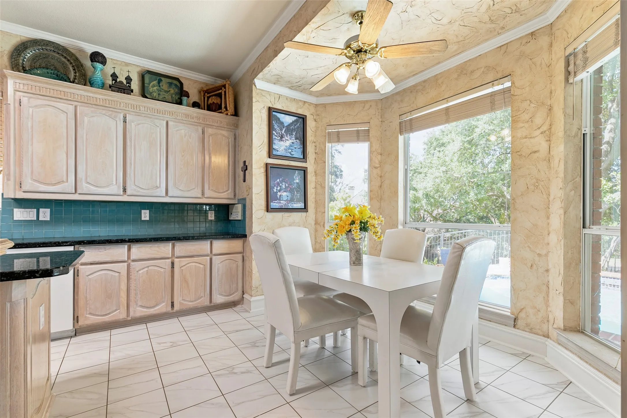 Single Family Residence For Sale in Denton County , 4633 E Shadow Ridge Drive, Frisco, Texas 75034, 4 Bedroom, 3 Bathroom, 3 Garage spaces, 3,263 Sqft, built in 1991, mls#21320612, Real Estate Agent in Frisco, Homes For Sale in Denton county, Homes For Sale in Frisco, Realtor in Frisco Texas, Real Estate Brokerage Independent Realty Texas, Luminita Cordes Realtor