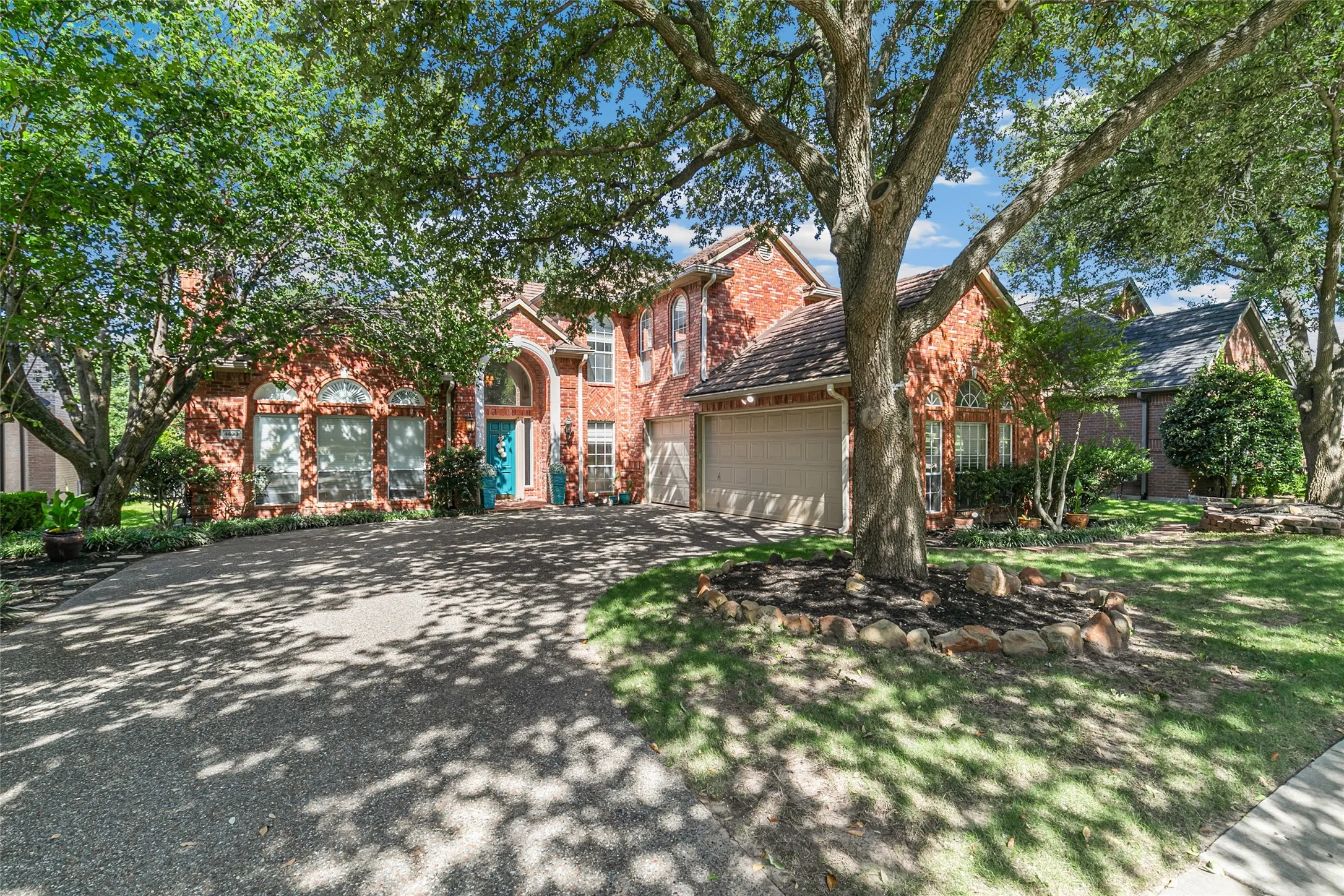 Single Family Residence For Sale in Denton County , 4633 E Shadow Ridge Drive, Frisco, Texas 75034, 4 Bedroom, 3 Bathroom, 3 Garage spaces, 3,263 Sqft, built in 1991, mls#21320612, Real Estate Agent in Frisco, Homes For Sale in Denton county, Homes For Sale in Frisco, Realtor in Frisco Texas, Real Estate Brokerage Independent Realty Texas, Luminita Cordes Realtor