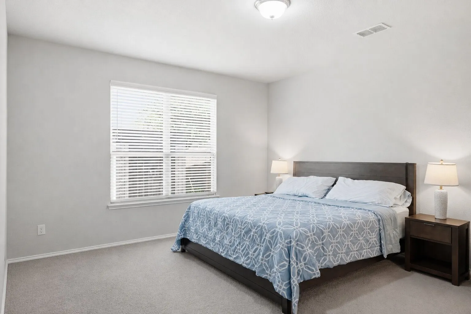 Single Family Residence For Rent in Tarrant County , 3728 Evergreen Ridge Road, Fort Worth, Texas 76244, 3 Bedroom, 2 Bathroom, 2 Garage spaces, 1,941 Sqft, built in 2018, mls#21317527, Real Estate Agent in Fort Worth, Homes For Rent in Tarrant county, Homes For Rent in Fort Worth, Realtor in Fort Worth Texas, Real Estate Brokerage Independent Realty Texas, Luminita Cordes Realtor