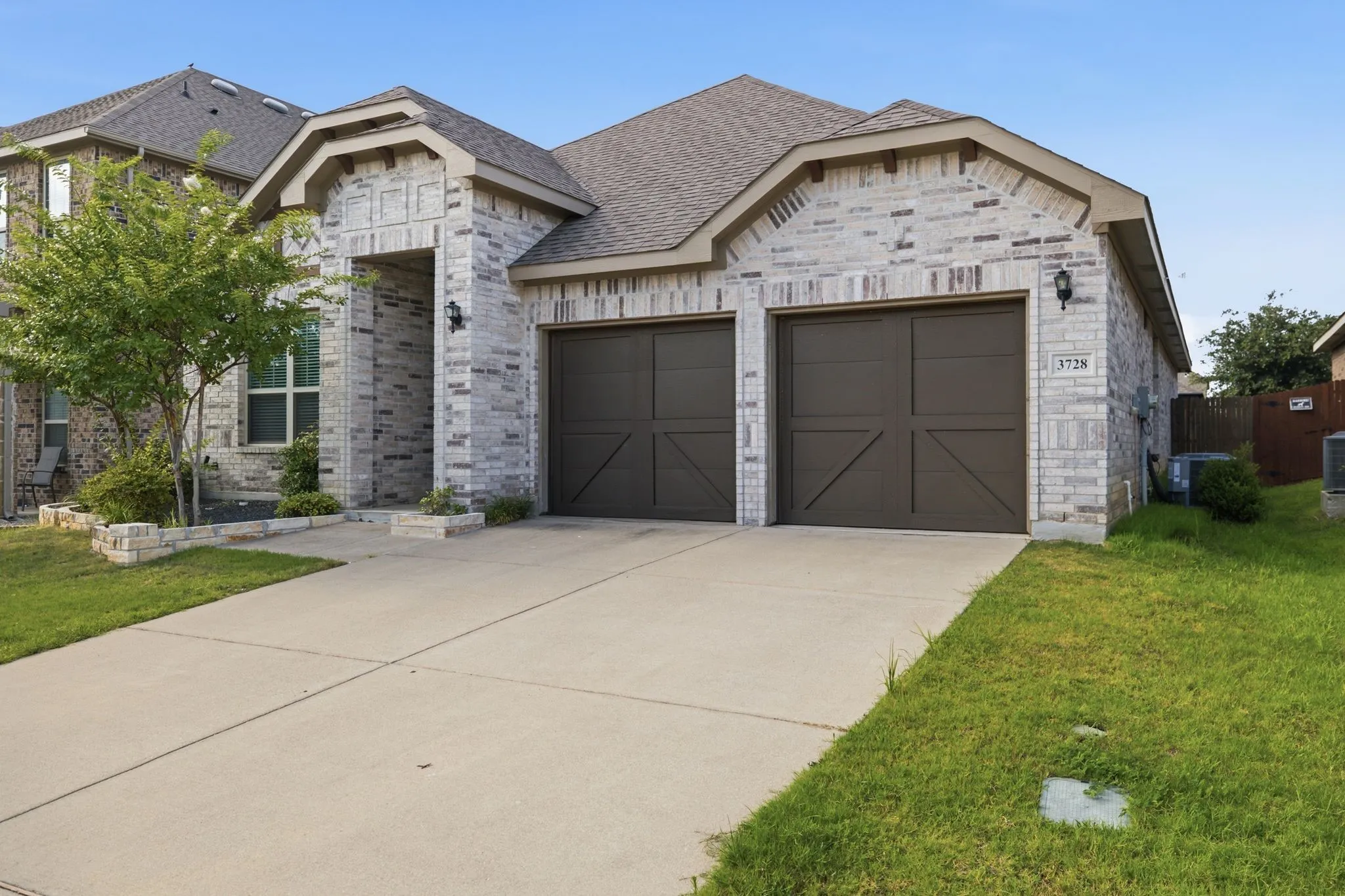 Welcome Home to a beautiful and modern home