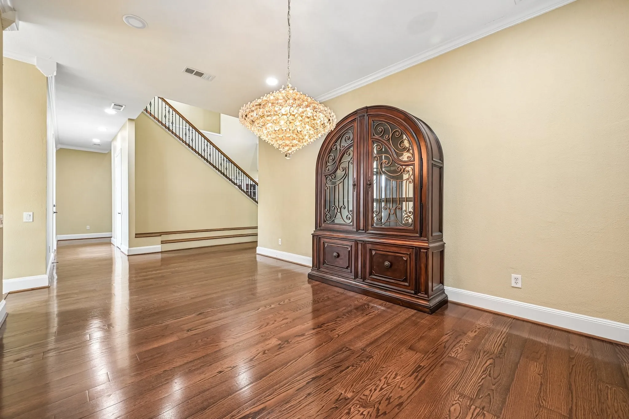 Beautiful formal dining room with stunning crystal chandelier