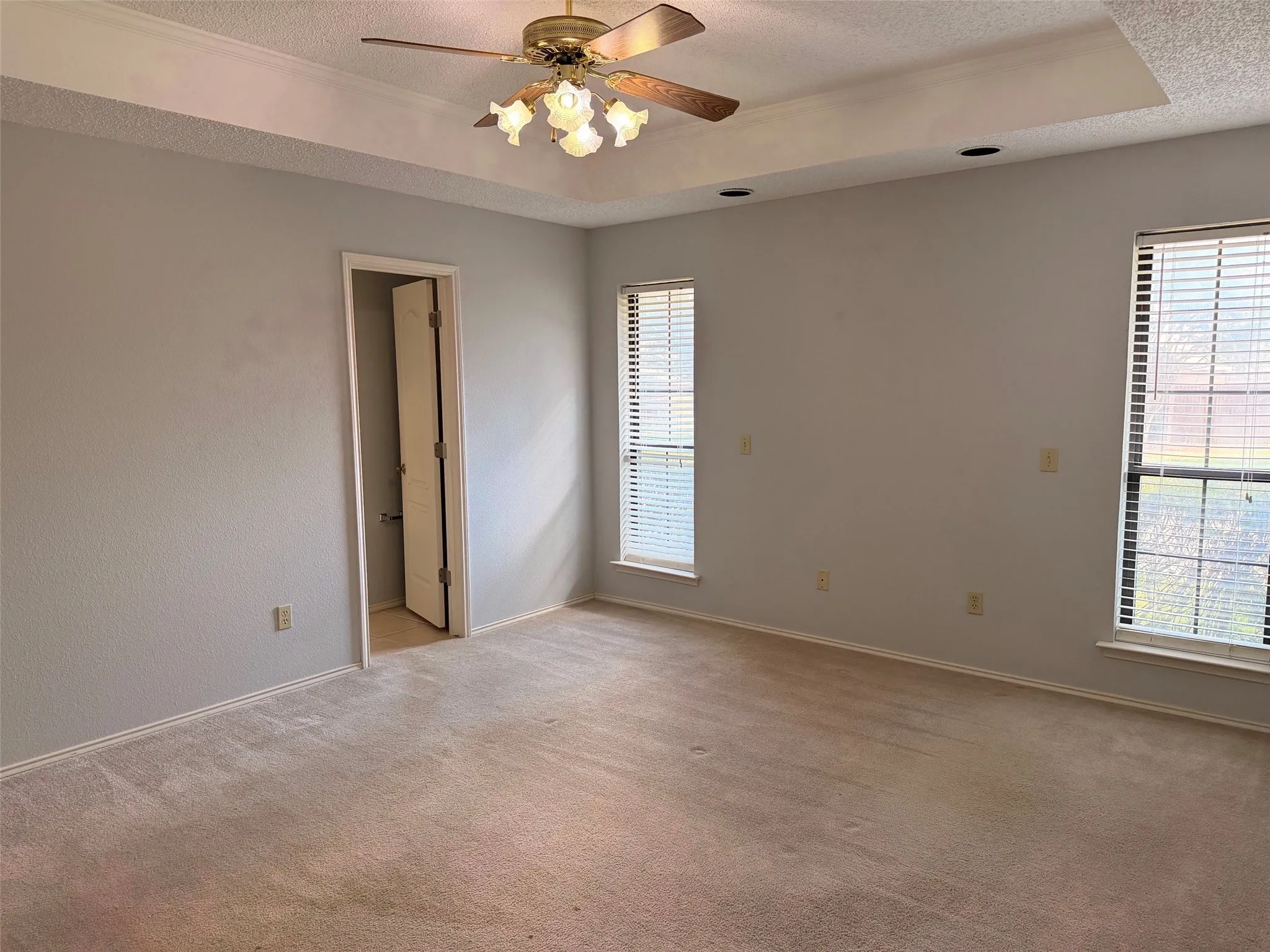 Single Family Residence For Rent in Collin County , 1712 Colonial Court, Prosper, Texas 75078, 3 Bedroom, 2 Bathroom, 2 Garage spaces, 1,664 Sqft, built in 1987, mls#21319530, Real Estate Agent in Prosper, Homes For Rent in Collin county, Homes For Rent in Prosper, Realtor in Prosper Texas, Real Estate Brokerage Independent Realty Texas, Luminita Cordes Realtor