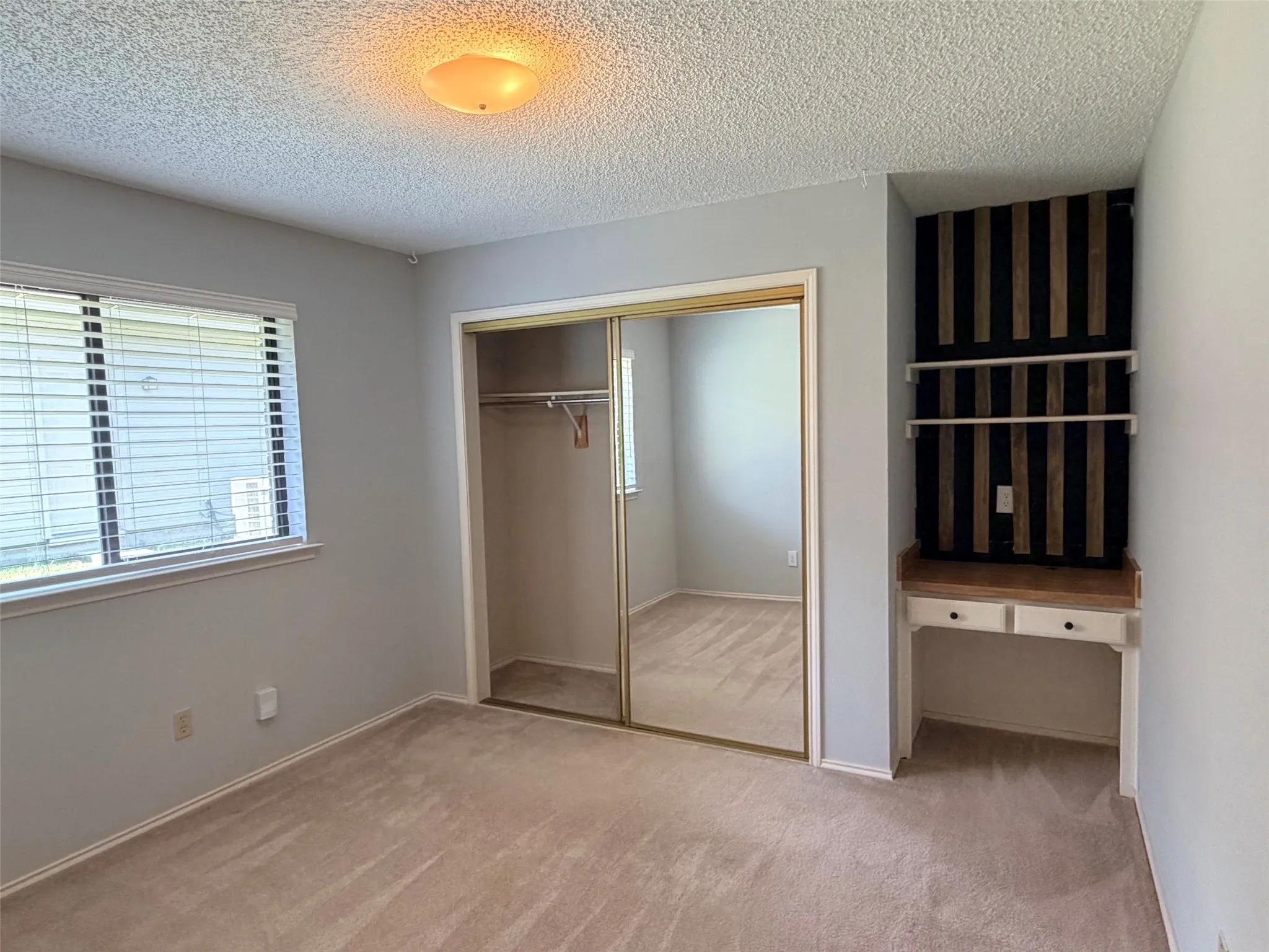 Single Family Residence For Rent in Collin County , 1712 Colonial Court, Prosper, Texas 75078, 3 Bedroom, 2 Bathroom, 2 Garage spaces, 1,664 Sqft, built in 1987, mls#21319530, Real Estate Agent in Prosper, Homes For Rent in Collin county, Homes For Rent in Prosper, Realtor in Prosper Texas, Real Estate Brokerage Independent Realty Texas, Luminita Cordes Realtor