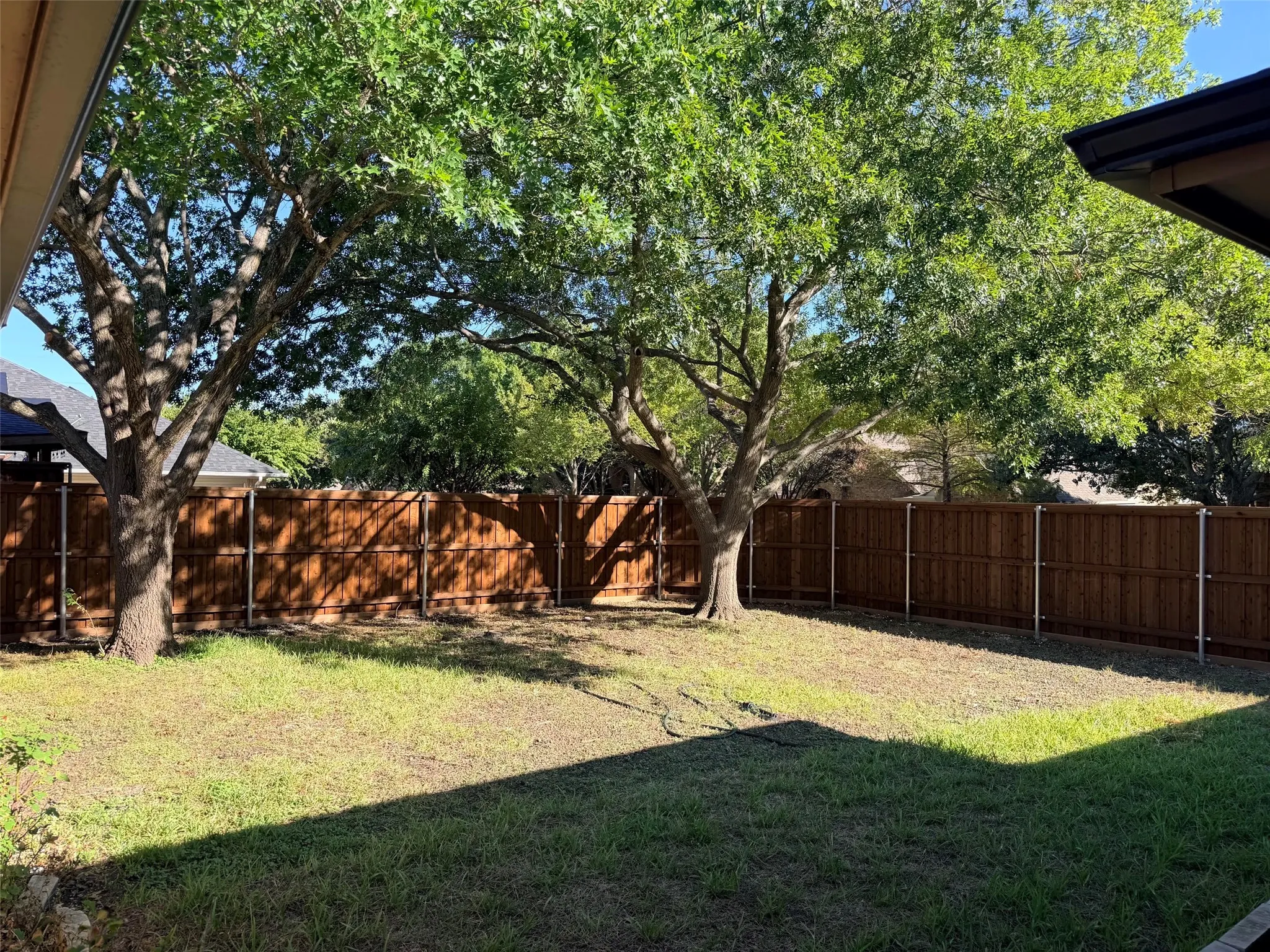 Single Family Residence For Rent in Collin County , 1712 Colonial Court, Prosper, Texas 75078, 3 Bedroom, 2 Bathroom, 2 Garage spaces, 1,664 Sqft, built in 1987, mls#21319530, Real Estate Agent in Prosper, Homes For Rent in Collin county, Homes For Rent in Prosper, Realtor in Prosper Texas, Real Estate Brokerage Independent Realty Texas, Luminita Cordes Realtor