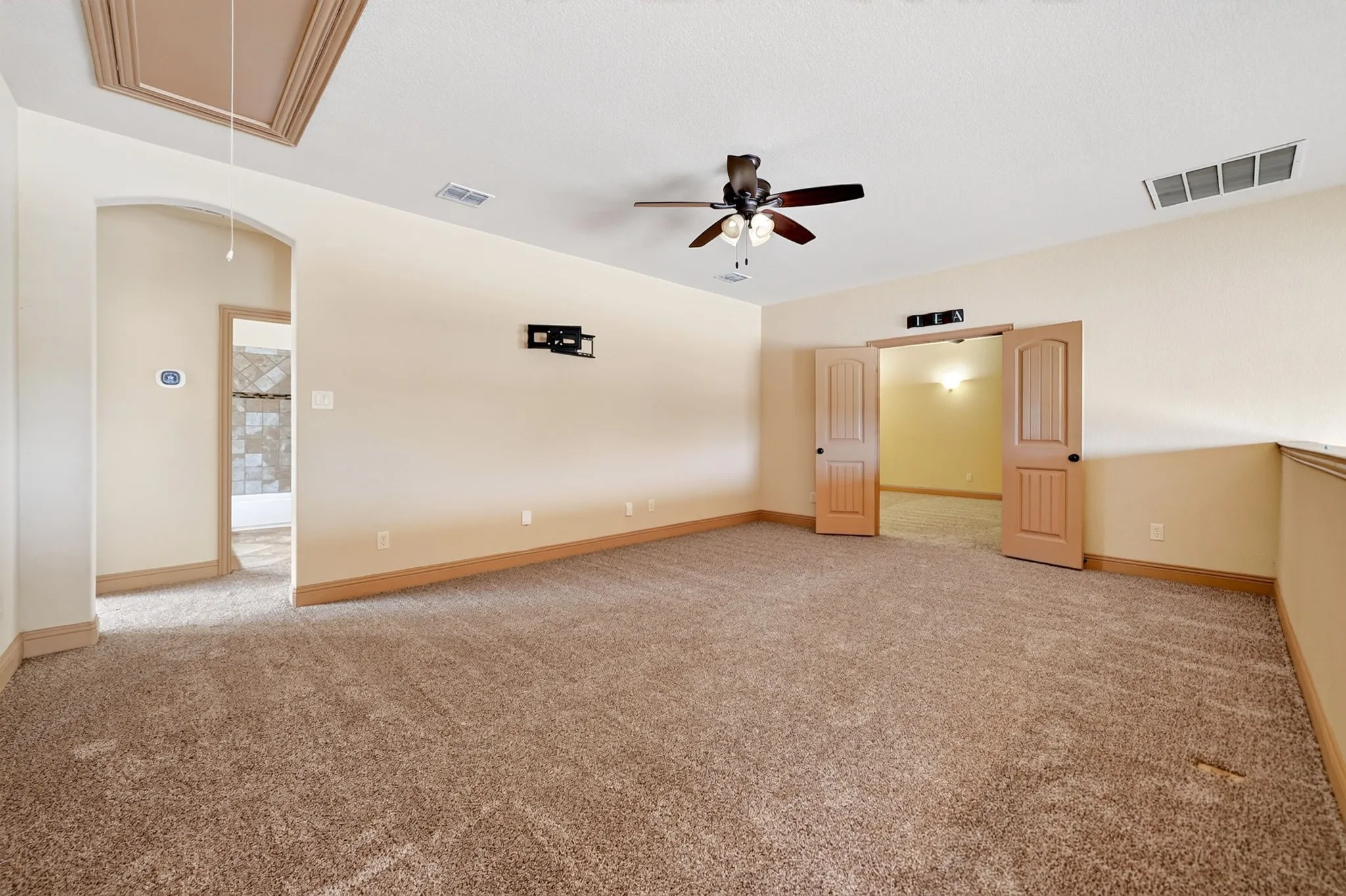 Single Family Residence For Sale in Rockwall County , 202 Buffington Avenue, Fate, Texas 75189, 4 Bedroom, 5 Bathroom, 2 Garage spaces, 3,250 Sqft, built in 2013, mls#21303119, Real Estate Agent in Fate, Homes For Sale in Rockwall county, Homes For Sale in Fate, Realtor in Fate Texas, Real Estate Brokerage Independent Realty Texas, Luminita Cordes Realtor