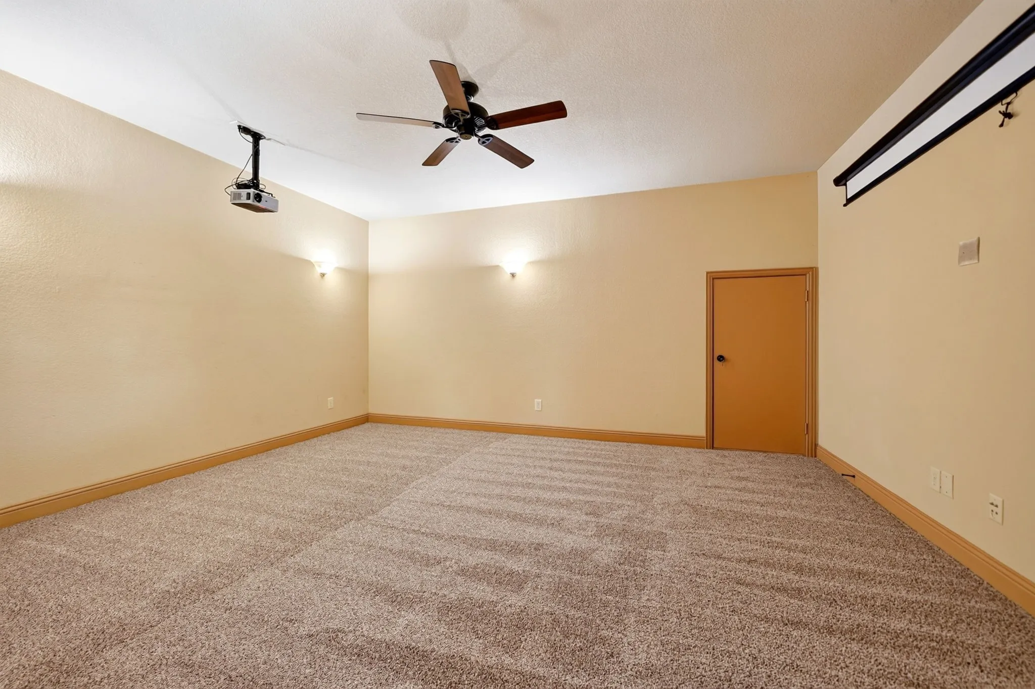 Single Family Residence For Sale in Rockwall County , 202 Buffington Avenue, Fate, Texas 75189, 4 Bedroom, 5 Bathroom, 2 Garage spaces, 3,250 Sqft, built in 2013, mls#21303119, Real Estate Agent in Fate, Homes For Sale in Rockwall county, Homes For Sale in Fate, Realtor in Fate Texas, Real Estate Brokerage Independent Realty Texas, Luminita Cordes Realtor