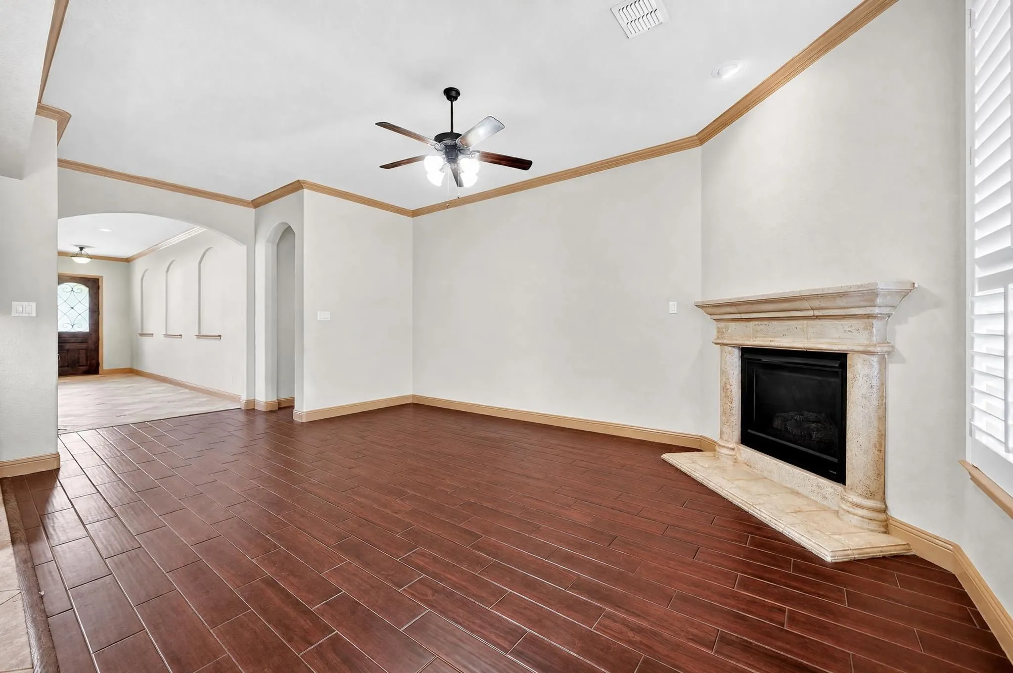 Single Family Residence For Sale in Rockwall County , 202 Buffington Avenue, Fate, Texas 75189, 4 Bedroom, 5 Bathroom, 2 Garage spaces, 3,250 Sqft, built in 2013, mls#21303119, Real Estate Agent in Fate, Homes For Sale in Rockwall county, Homes For Sale in Fate, Realtor in Fate Texas, Real Estate Brokerage Independent Realty Texas, Luminita Cordes Realtor