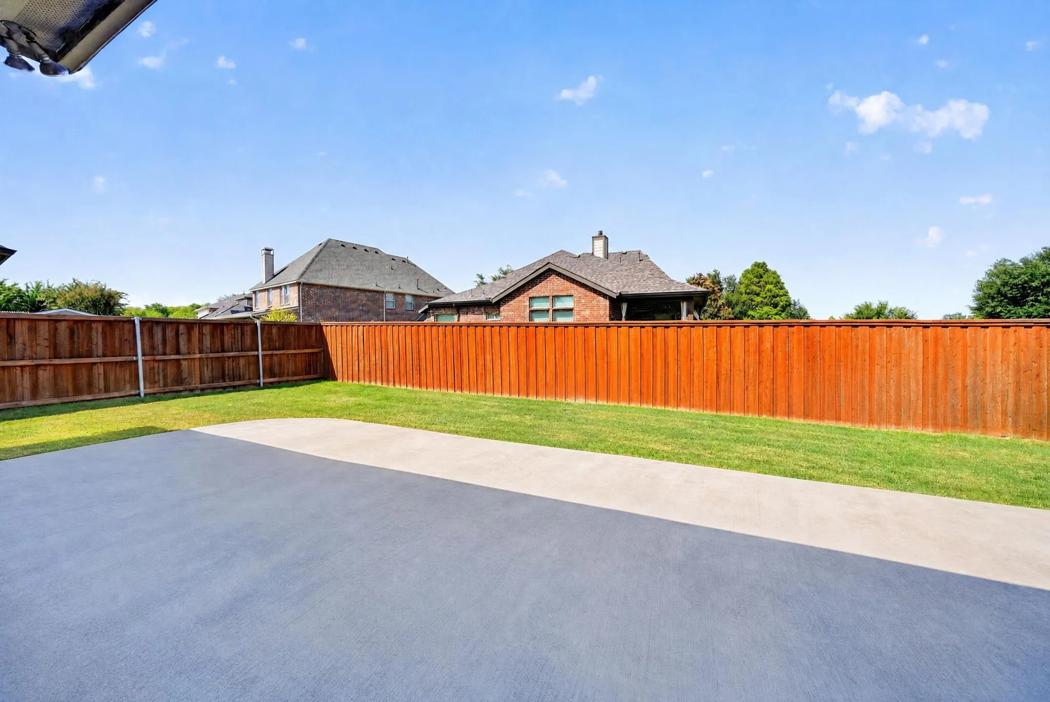 Single Family Residence For Sale in Rockwall County , 202 Buffington Avenue, Fate, Texas 75189, 4 Bedroom, 5 Bathroom, 2 Garage spaces, 3,250 Sqft, built in 2013, mls#21303119, Real Estate Agent in Fate, Homes For Sale in Rockwall county, Homes For Sale in Fate, Realtor in Fate Texas, Real Estate Brokerage Independent Realty Texas, Luminita Cordes Realtor