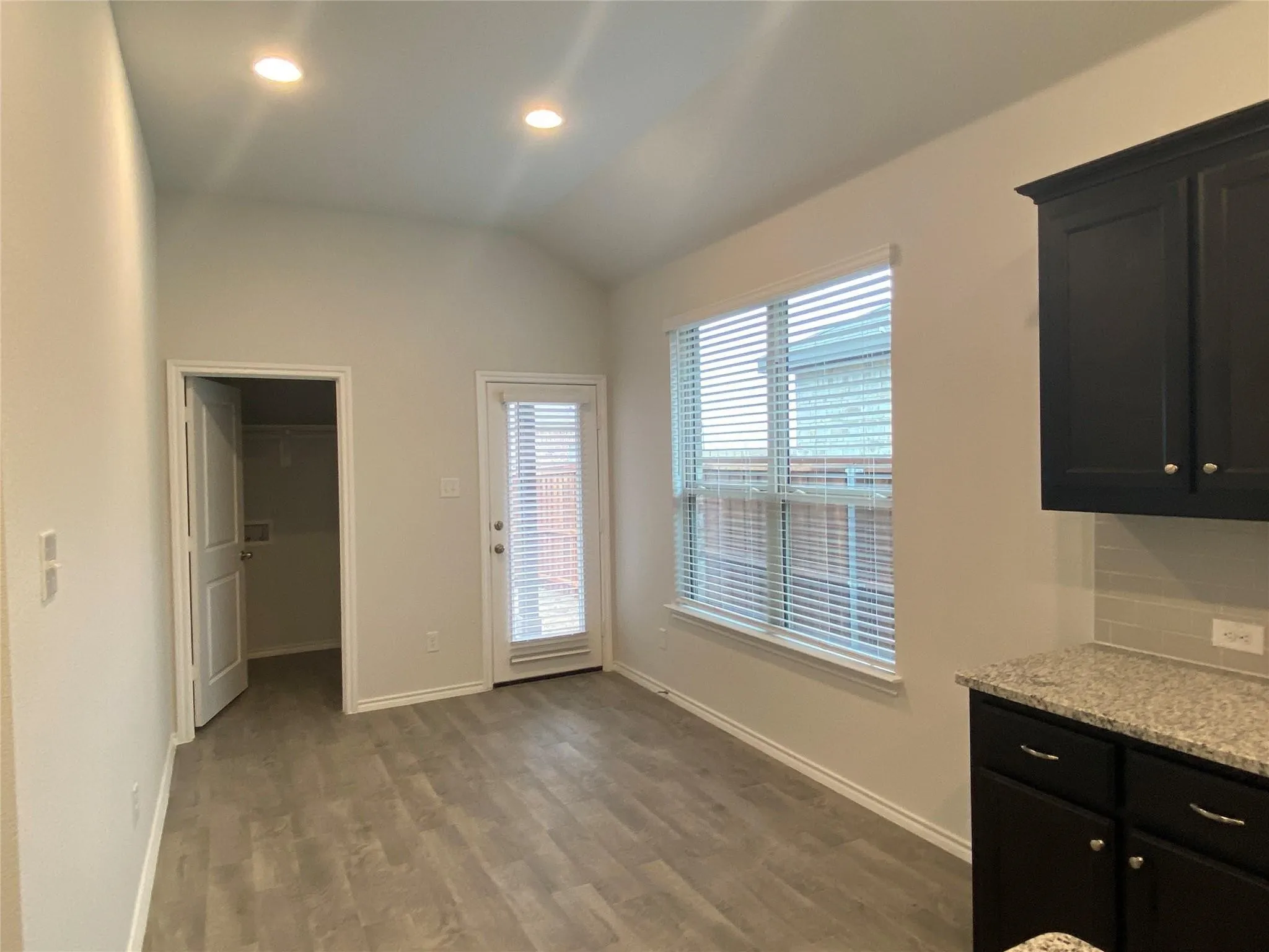 Single Family Residence For Rent in Collin County , 1805 Wayne Lane, Celina, Texas 75009, 3 Bedroom, 2 Bathroom, 2 Garage spaces, 1,724 Sqft, built in 2020, mls#21320650, Real Estate Agent in Celina, Homes For Rent in Collin county, Homes For Rent in Celina, Realtor in Celina Texas, Real Estate Brokerage Independent Realty Texas, Luminita Cordes Realtor