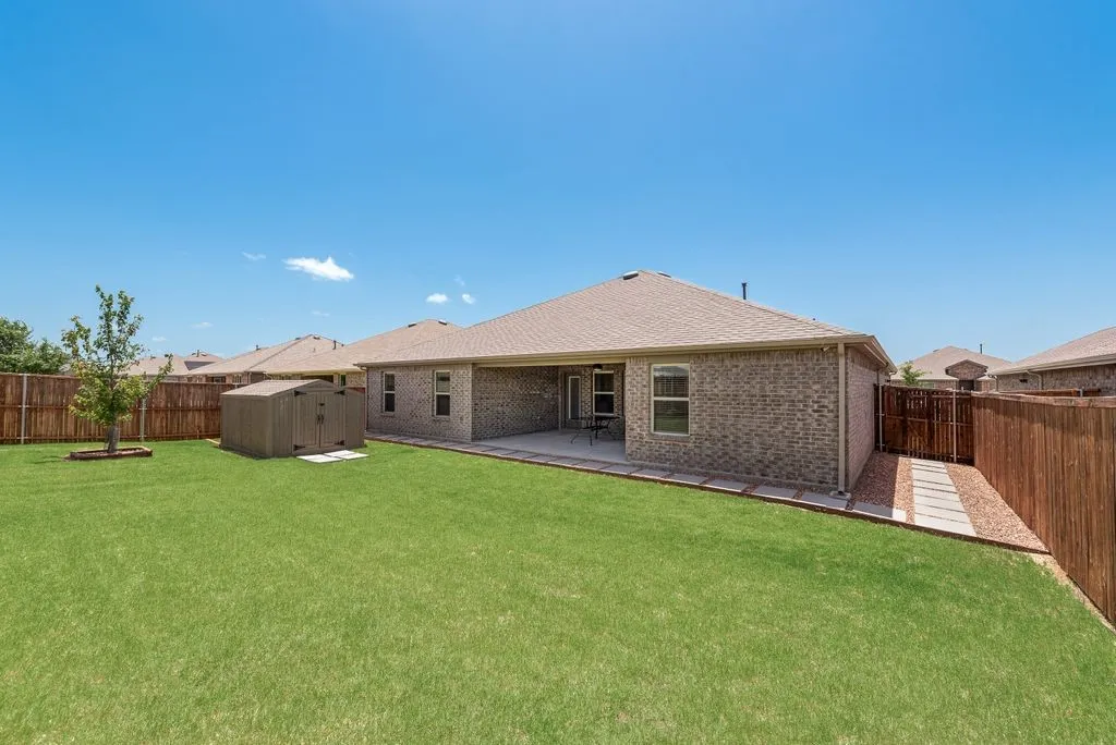 Single Family Residence For Sale in Rockwall County , 628 Bunker Hill Road, Fate, Texas 75189, 4 Bedroom, 3 Bathroom, 2 Garage spaces, 2,730 Sqft, built in 2022, mls#21318790, Real Estate Agent in Fate, Homes For Sale in Rockwall county, Homes For Sale in Fate, Realtor in Fate Texas, Real Estate Brokerage Independent Realty Texas, Luminita Cordes Realtor