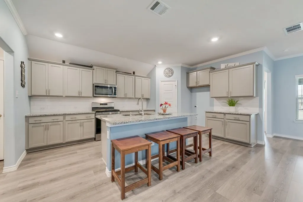 Single Family Residence For Sale in Rockwall County , 628 Bunker Hill Road, Fate, Texas 75189, 4 Bedroom, 3 Bathroom, 2 Garage spaces, 2,730 Sqft, built in 2022, mls#21318790, Real Estate Agent in Fate, Homes For Sale in Rockwall county, Homes For Sale in Fate, Realtor in Fate Texas, Real Estate Brokerage Independent Realty Texas, Luminita Cordes Realtor
