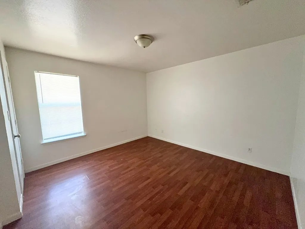 Apartment For Rent in Collin County , 809 W Walnut Street B2, Celina, Texas 75009, 2 Bedroom, 2 Bathroom, Garage spaces, 887 Sqft, built in 1985, mls#21320661, Real Estate Agent in Celina, Homes For Rent in Collin county, Homes For Rent in Celina, Realtor in Celina Texas, Real Estate Brokerage Independent Realty Texas, Luminita Cordes Realtor