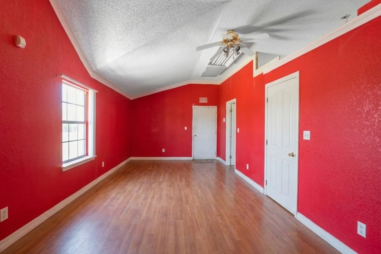 Office For Sale in Dallas County , 2526 Hullette Avenue, Lancaster, Texas 75134, 0, 0, Garage spaces, 4,400 Sqft, built in 2003, mls#21320429, Real Estate Agent in Lancaster, Homes For Sale in Dallas county, Homes For Sale in Lancaster, Realtor in Lancaster Texas, Real Estate Brokerage Independent Realty Texas, Luminita Cordes Realtor