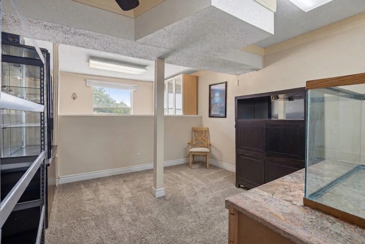 Office For Sale in Dallas County , 2526 Hullette Avenue, Lancaster, Texas 75134, 0, 0, Garage spaces, 4,400 Sqft, built in 2003, mls#21320429, Real Estate Agent in Lancaster, Homes For Sale in Dallas county, Homes For Sale in Lancaster, Realtor in Lancaster Texas, Real Estate Brokerage Independent Realty Texas, Luminita Cordes Realtor