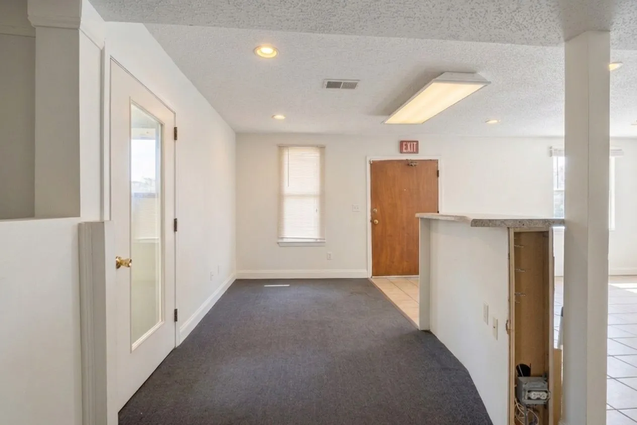 Office For Sale in Dallas County , 2526 Hullette Avenue, Lancaster, Texas 75134, 0, 0, Garage spaces, 4,400 Sqft, built in 2003, mls#21320429, Real Estate Agent in Lancaster, Homes For Sale in Dallas county, Homes For Sale in Lancaster, Realtor in Lancaster Texas, Real Estate Brokerage Independent Realty Texas, Luminita Cordes Realtor