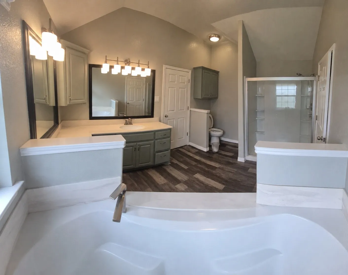 Single Family Residence For Rent in Taylor County , 5001 Crystal Creek, Abilene, Texas 79606, 4 Bedroom, 2 Bathroom, 2 Garage spaces, 2,048 Sqft, built in 2004, mls#21320663, Real Estate Agent in Abilene, Homes For Rent in Taylor county, Homes For Rent in Abilene, Realtor in Abilene Texas, Real Estate Brokerage Independent Realty Texas, Luminita Cordes Realtor