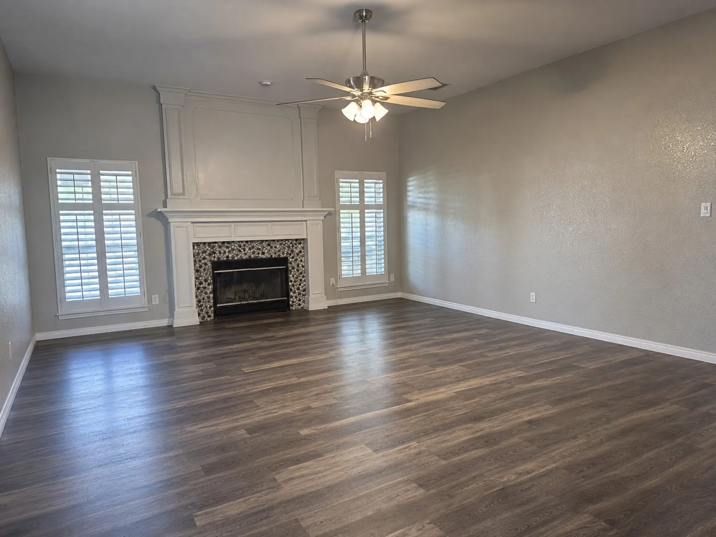 Single Family Residence For Rent in Taylor County , 5001 Crystal Creek, Abilene, Texas 79606, 4 Bedroom, 2 Bathroom, 2 Garage spaces, 2,048 Sqft, built in 2004, mls#21320663, Real Estate Agent in Abilene, Homes For Rent in Taylor county, Homes For Rent in Abilene, Realtor in Abilene Texas, Real Estate Brokerage Independent Realty Texas, Luminita Cordes Realtor