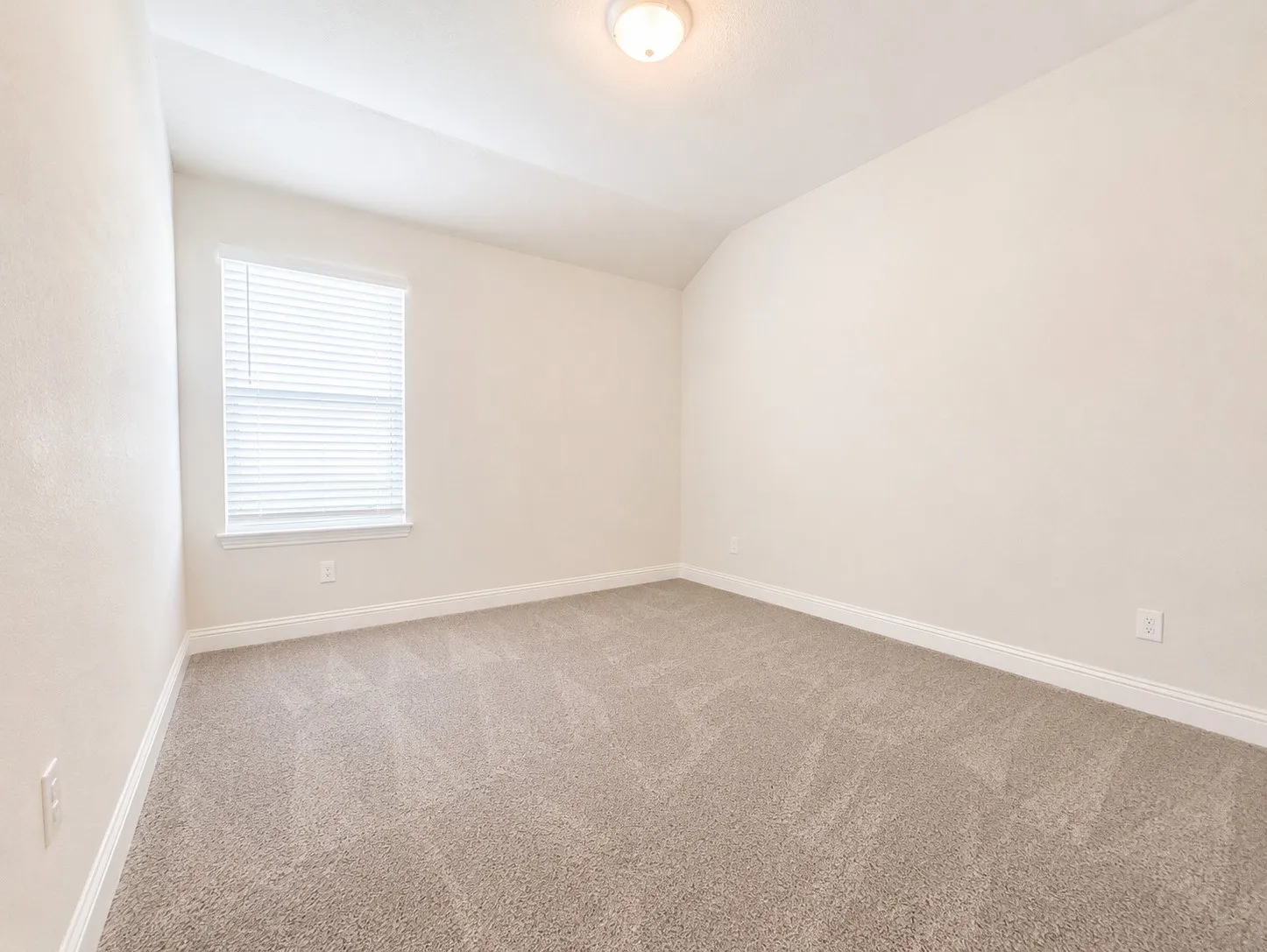 Single Family Residence For Rent in Collin County , 1212 Castiglione Lane, Anna, Texas 75409, 4 Bedroom, 2 Bathroom, 2 Garage spaces, 1,986 Sqft, built in 2024, mls#21320669, Real Estate Agent in Anna, Homes For Rent in Collin county, Homes For Rent in Anna, Realtor in Anna Texas, Real Estate Brokerage Independent Realty Texas, Luminita Cordes Realtor