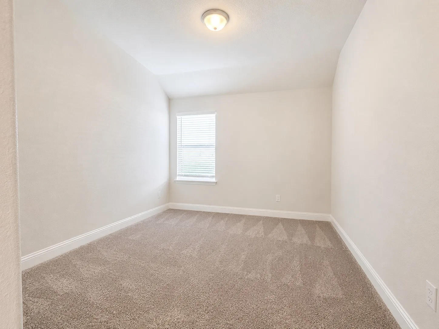 Single Family Residence For Rent in Collin County , 1212 Castiglione Lane, Anna, Texas 75409, 4 Bedroom, 2 Bathroom, 2 Garage spaces, 1,986 Sqft, built in 2024, mls#21320669, Real Estate Agent in Anna, Homes For Rent in Collin county, Homes For Rent in Anna, Realtor in Anna Texas, Real Estate Brokerage Independent Realty Texas, Luminita Cordes Realtor