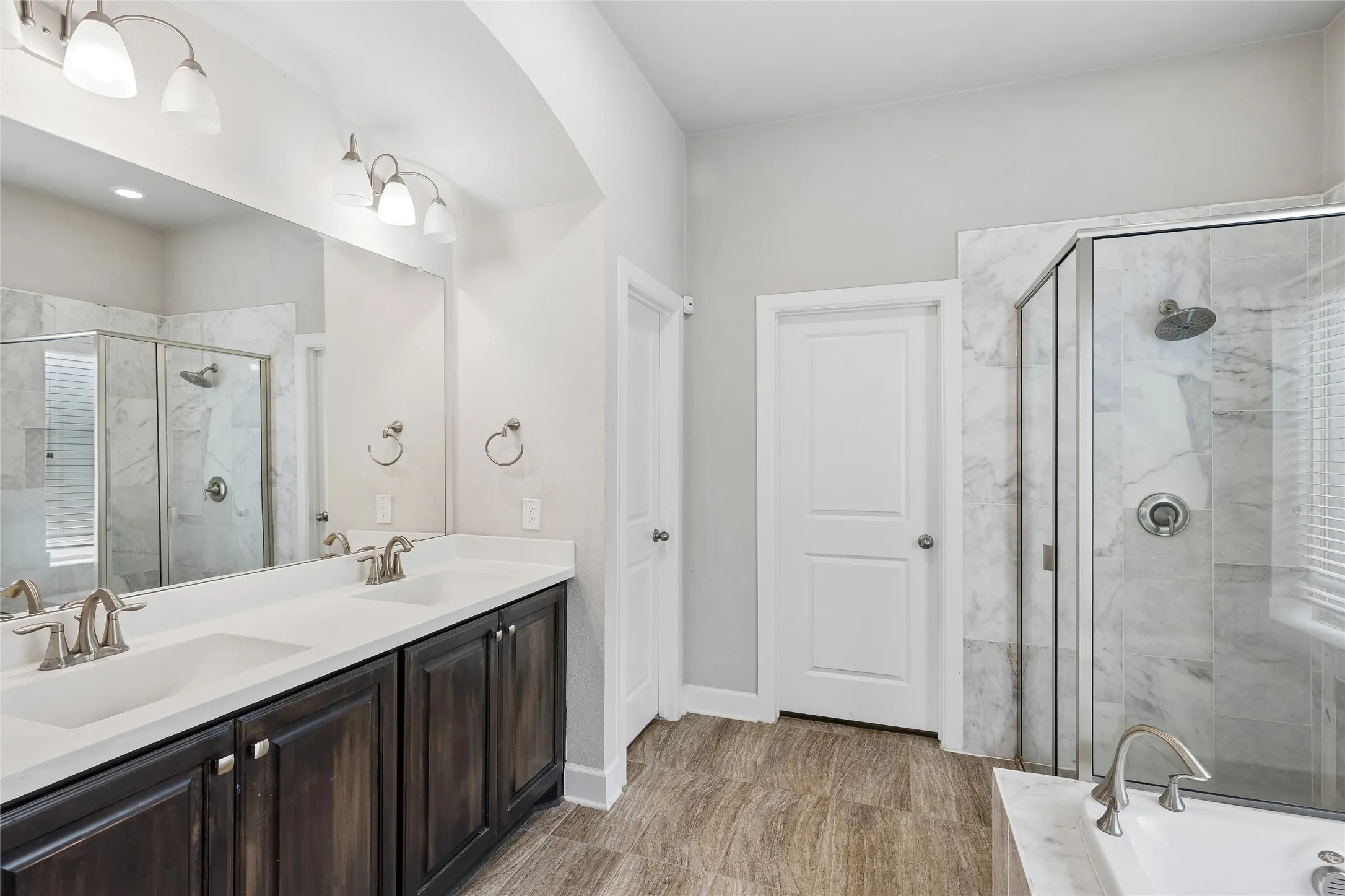 Single Family Residence For Sale in Denton County , 1509 11th Street, Argyle, Texas 76226, 3 Bedroom, 2 Bathroom, 2 Garage spaces, 2,093 Sqft, built in 2018, mls#21319143, Real Estate Agent in Argyle, Homes For Sale in Denton county, Homes For Sale in Argyle, Realtor in Argyle Texas, Real Estate Brokerage Independent Realty Texas, Luminita Cordes Realtor