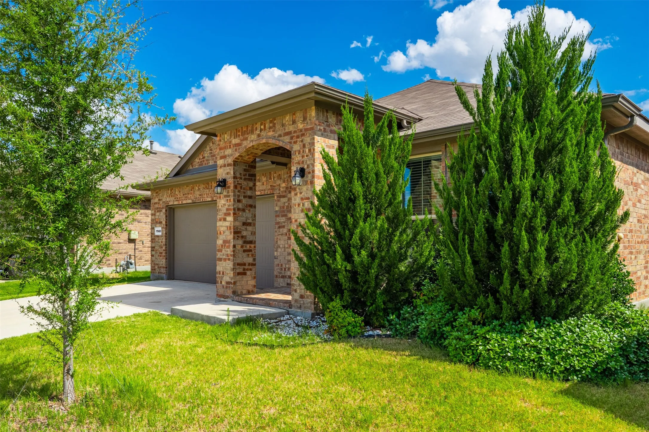 Single Family Residence For Sale in Denton County , 1148 Gillespie Drive, Fort Worth, Texas 76247, 3 Bedroom, 2 Bathroom, 2 Garage spaces, 1,803 Sqft, built in 2022, mls#21313242, Real Estate Agent in Fort Worth, Homes For Sale in Denton county, Homes For Sale in Fort Worth, Realtor in Fort Worth Texas, Real Estate Brokerage Independent Realty Texas, Luminita Cordes Realtor